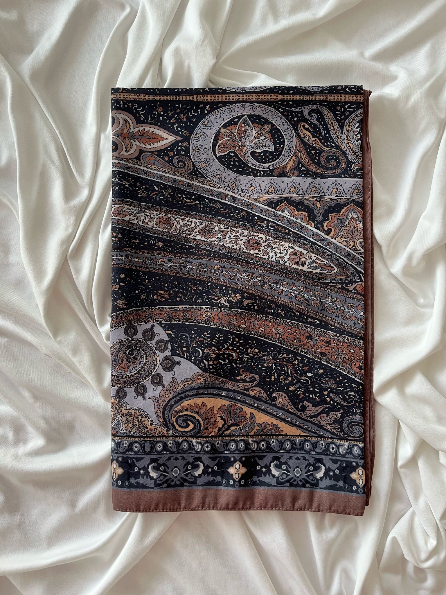 Soft Etnik Desenli Şal