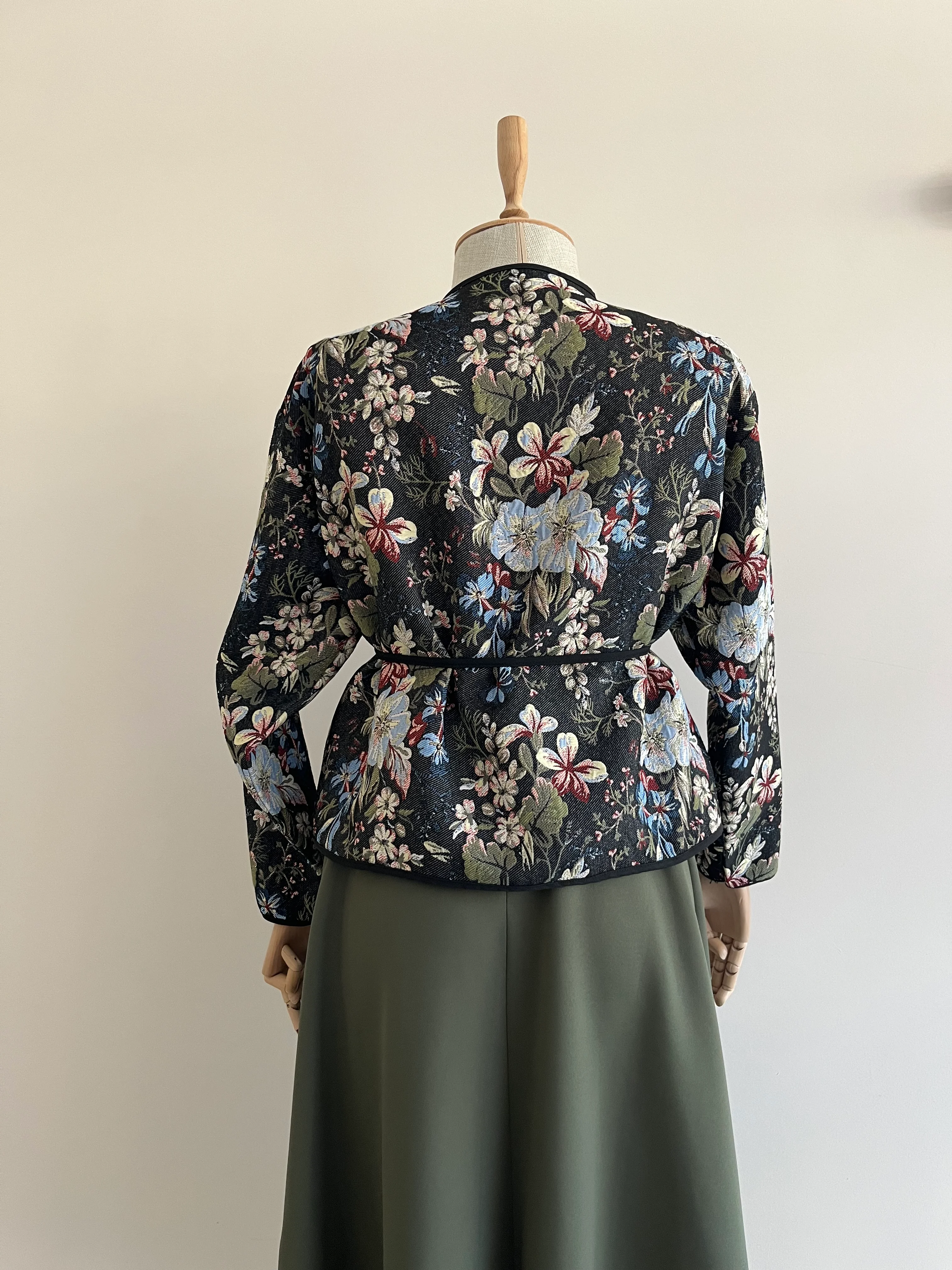 Siyah Etnik Desenli Ceket