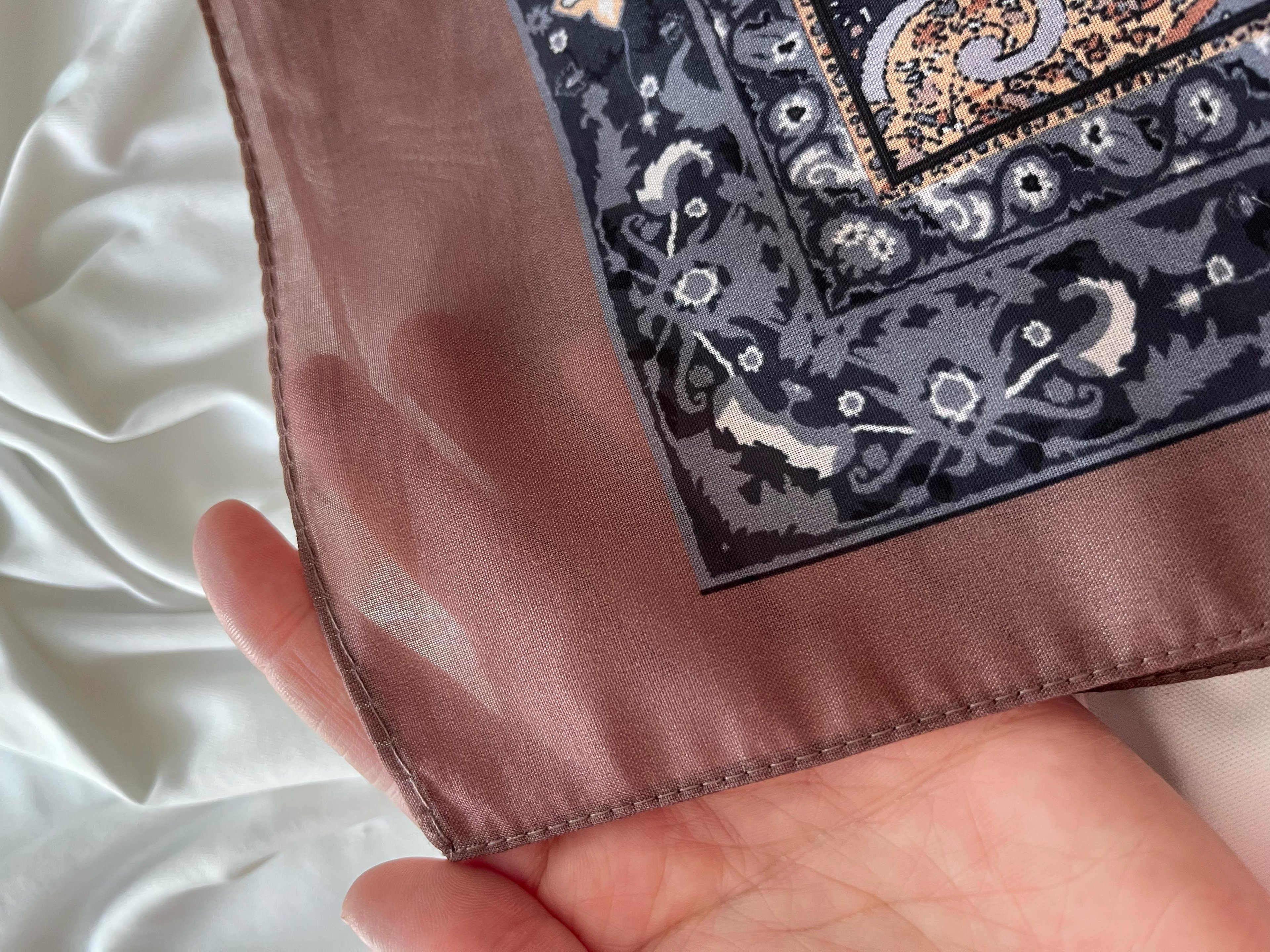 Soft Etnik Desenli Şal