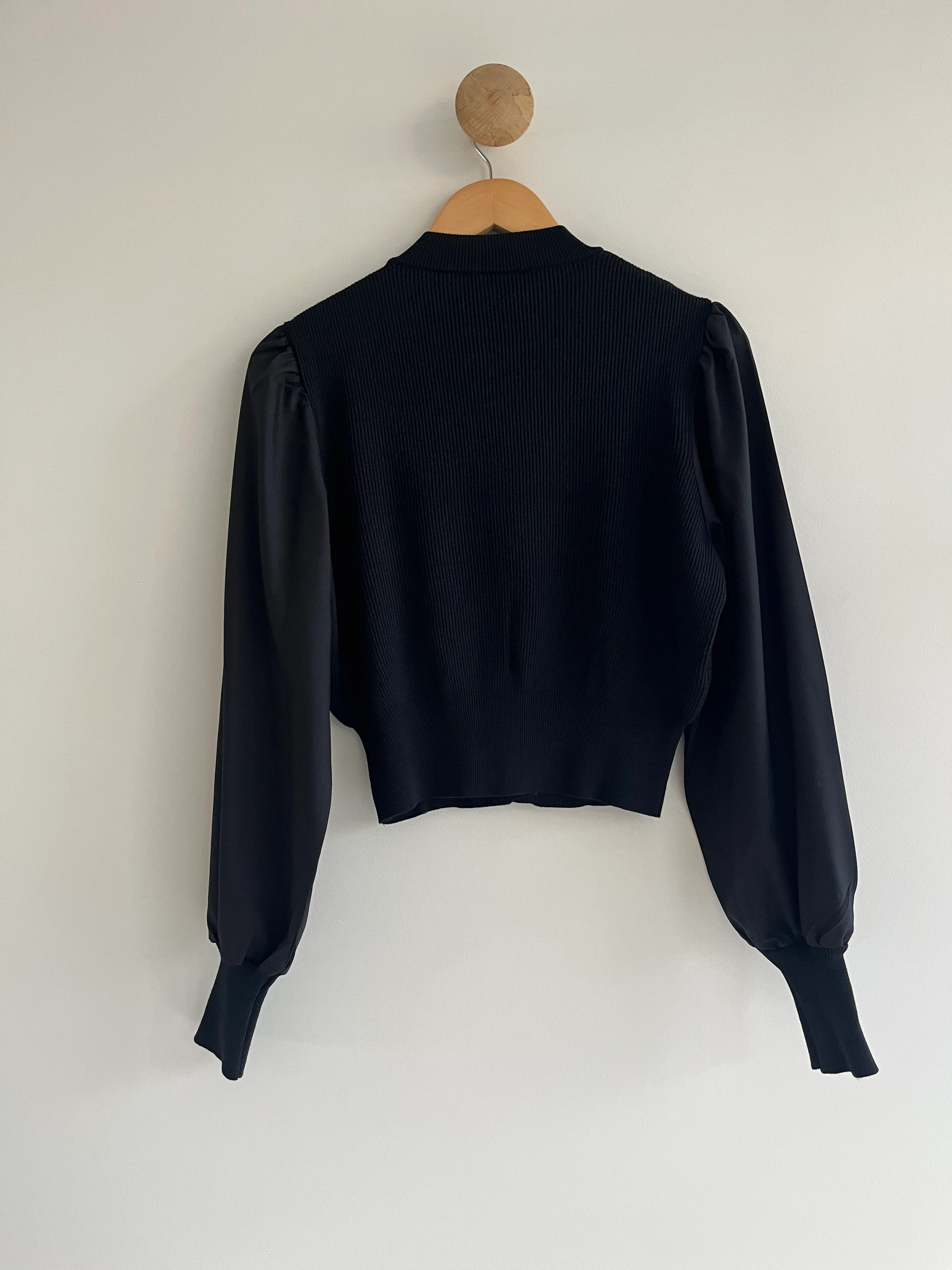 Balon Kol Triko Düğmeli Bluz