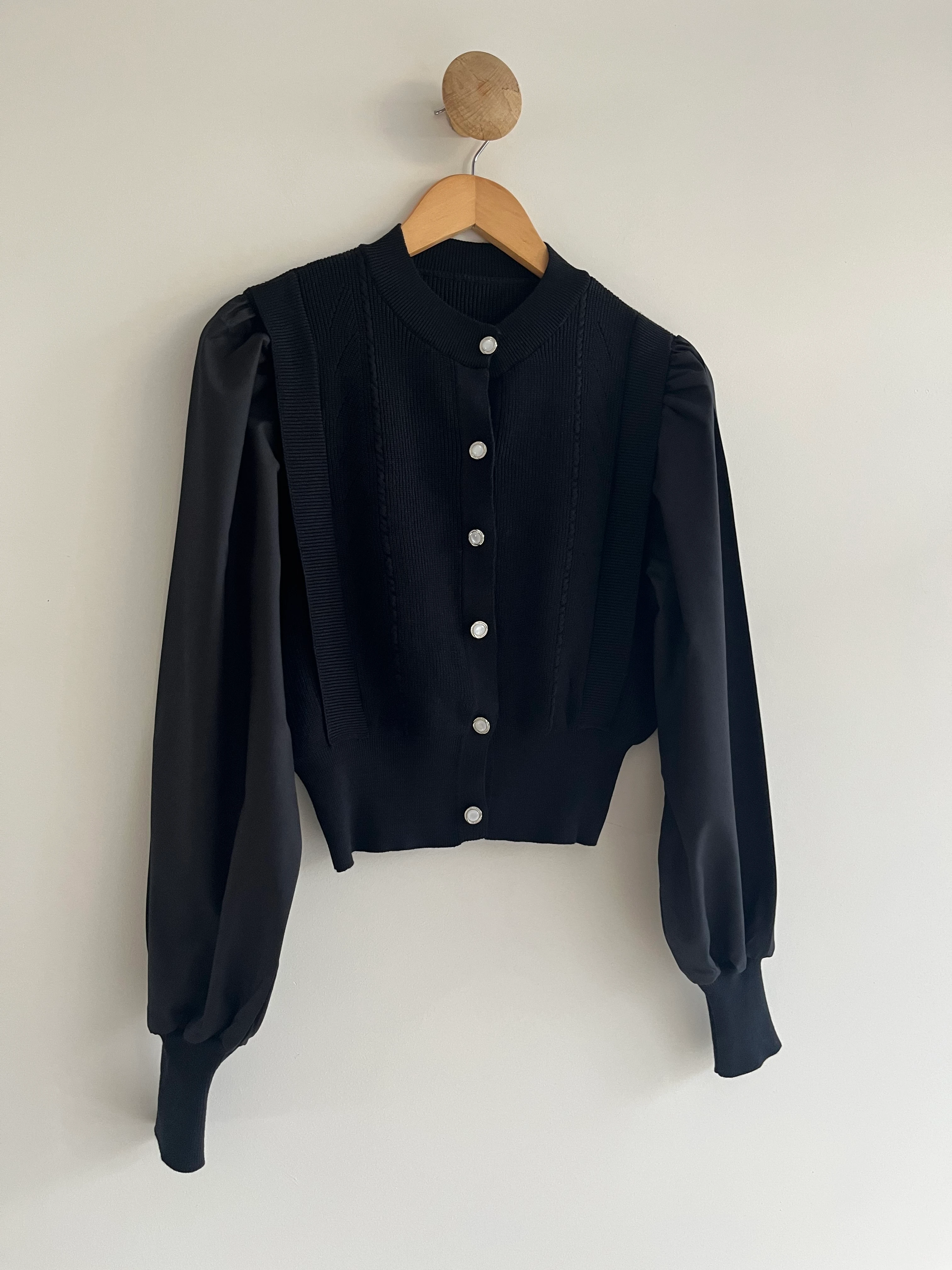 Balon Kol Triko Düğmeli Bluz