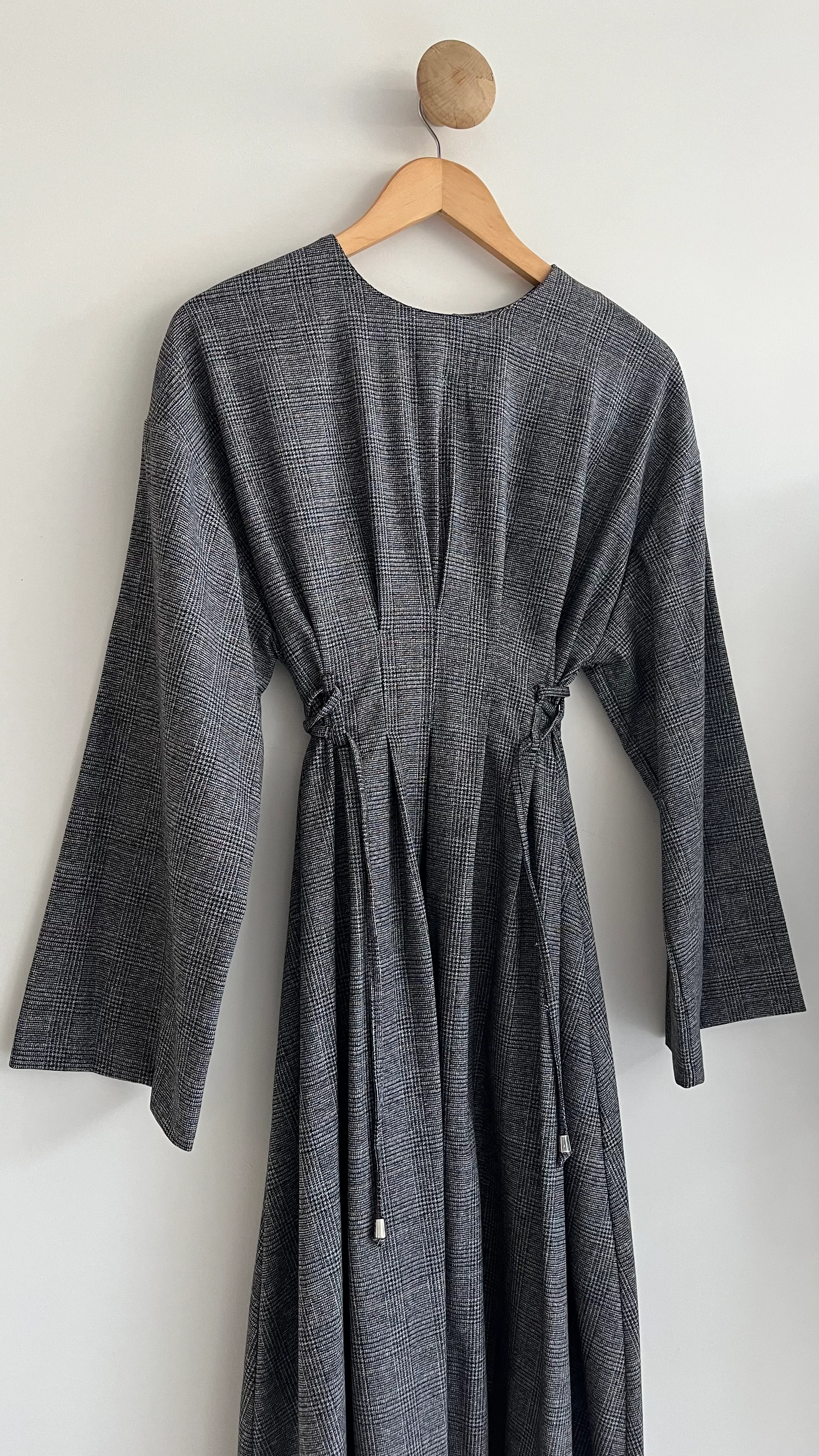 Bağlama Detaylı Ekose Elbise