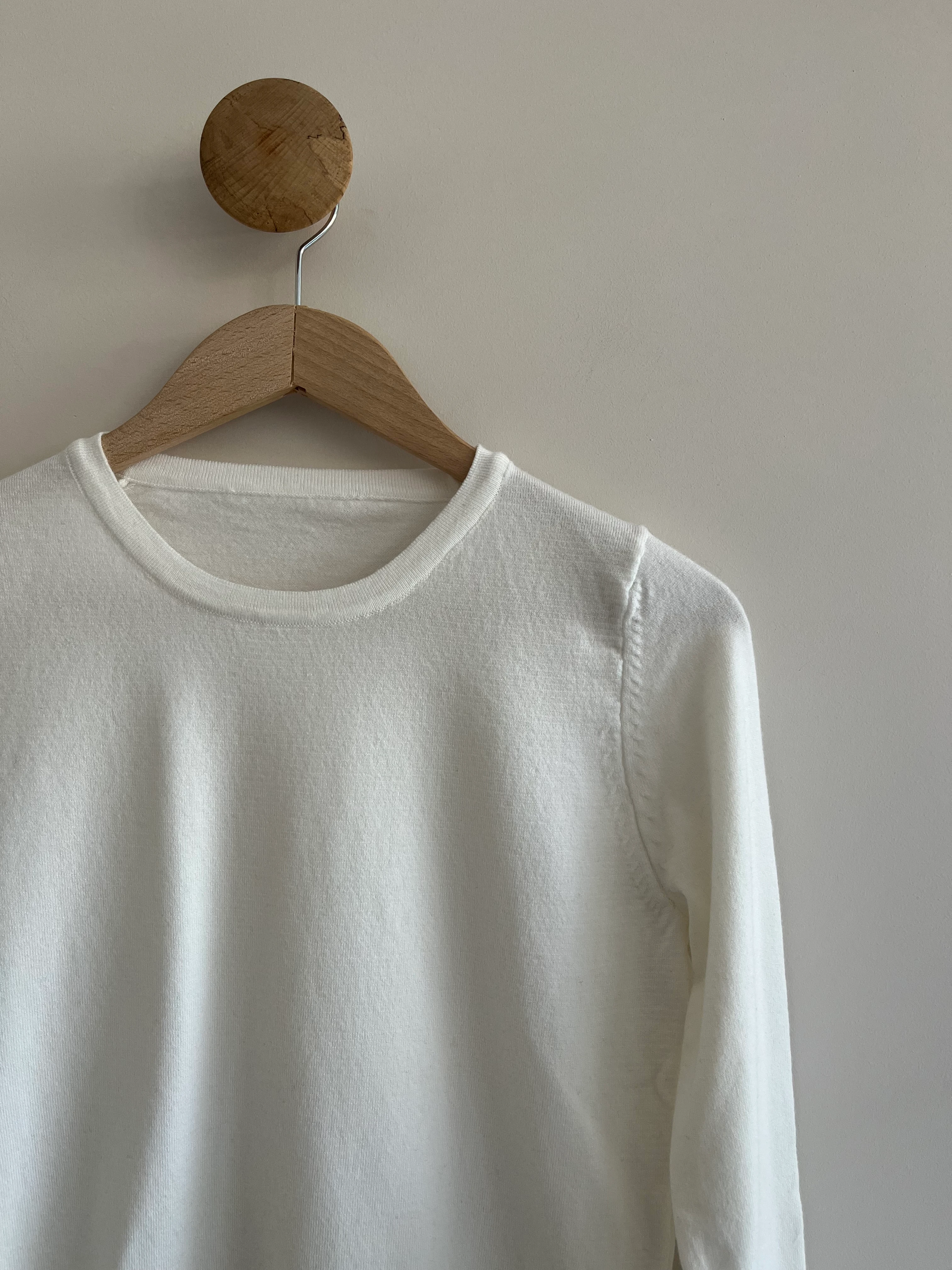 Kolları Yırtmaç Detaylı İnce Triko Bluz