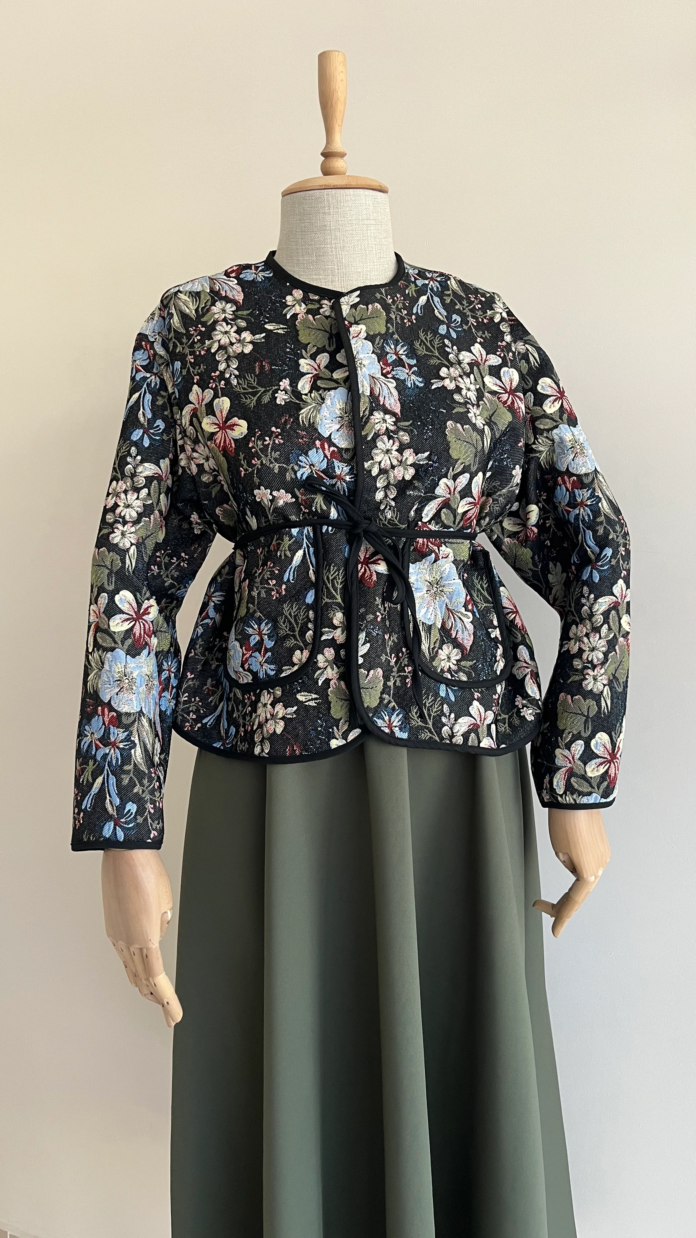 Siyah Etnik Desenli Ceket