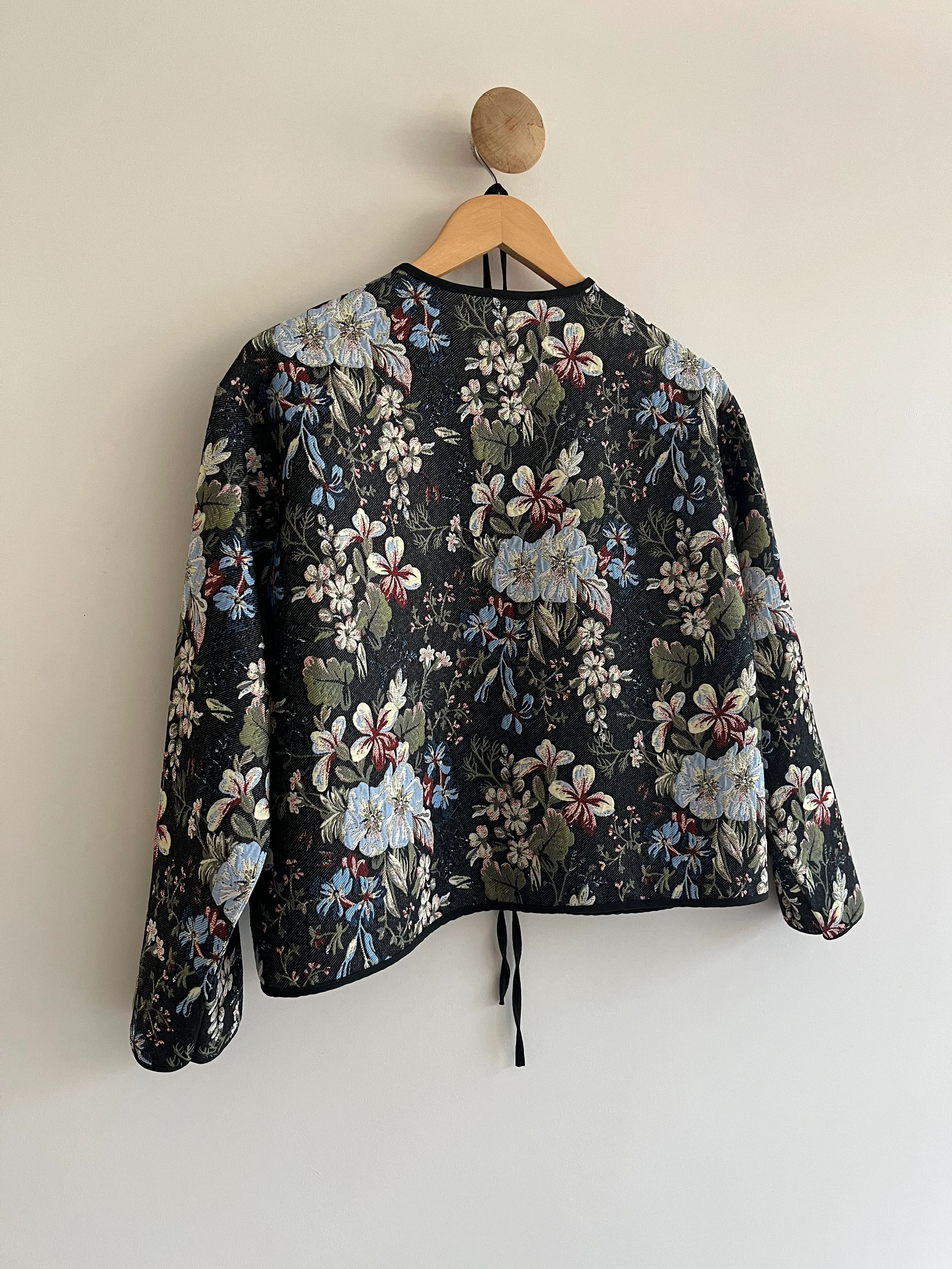 Siyah Etnik Desenli Ceket