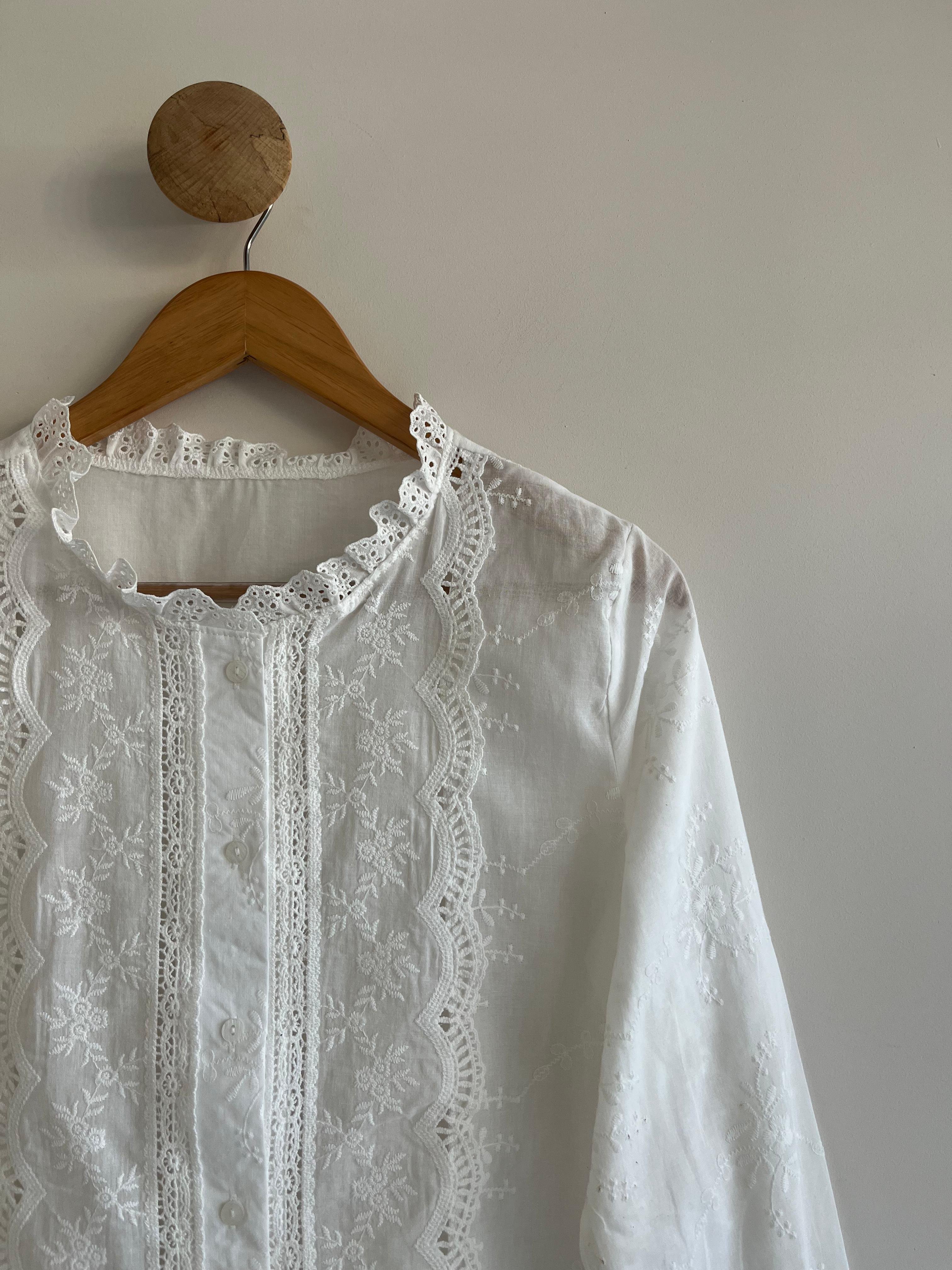 Lace Shirt with Scalloped Collar 