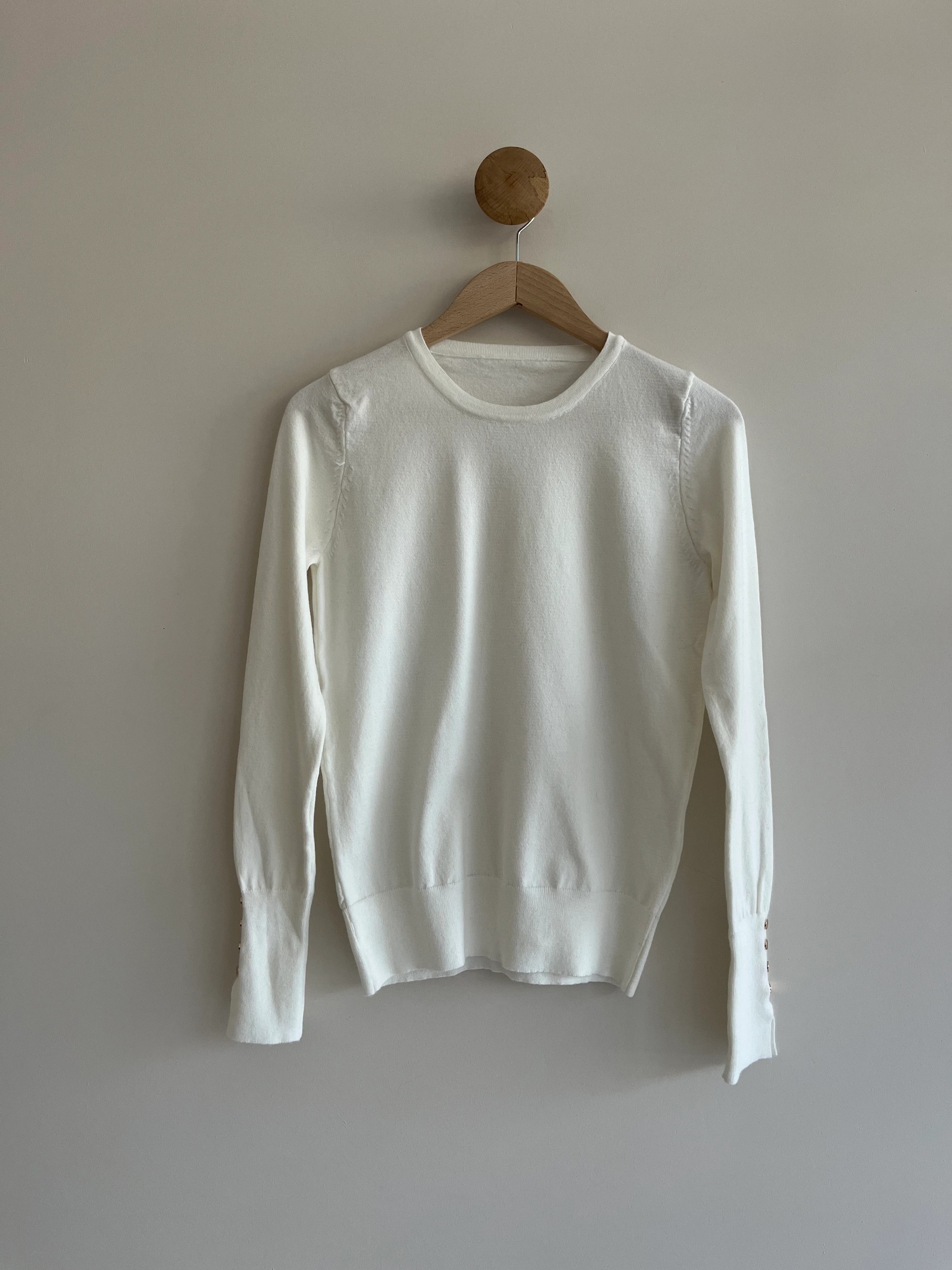 Kolları Yırtmaç Detaylı İnce Triko Bluz