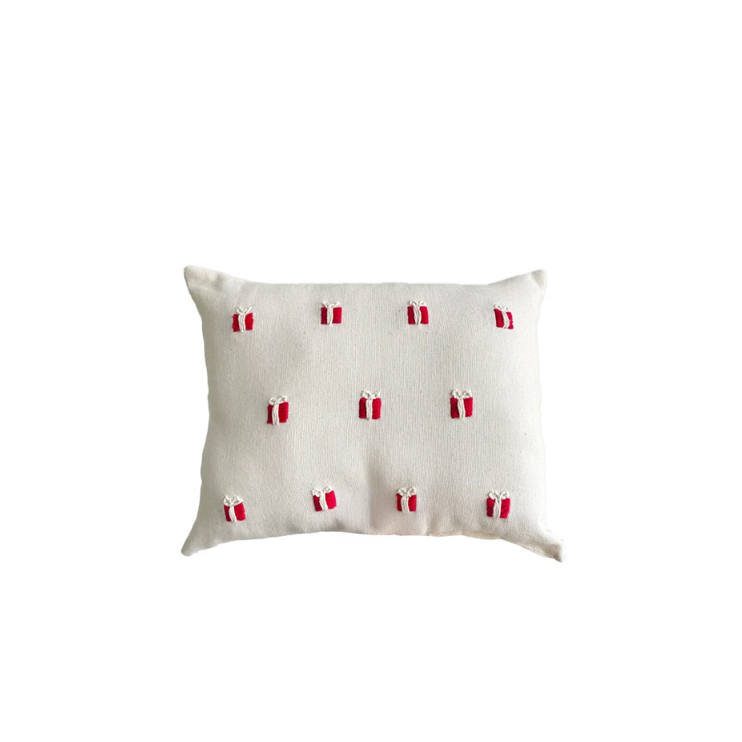 El Örgüsü Hediye Paketi Detaylı Kırlent Kılıfı