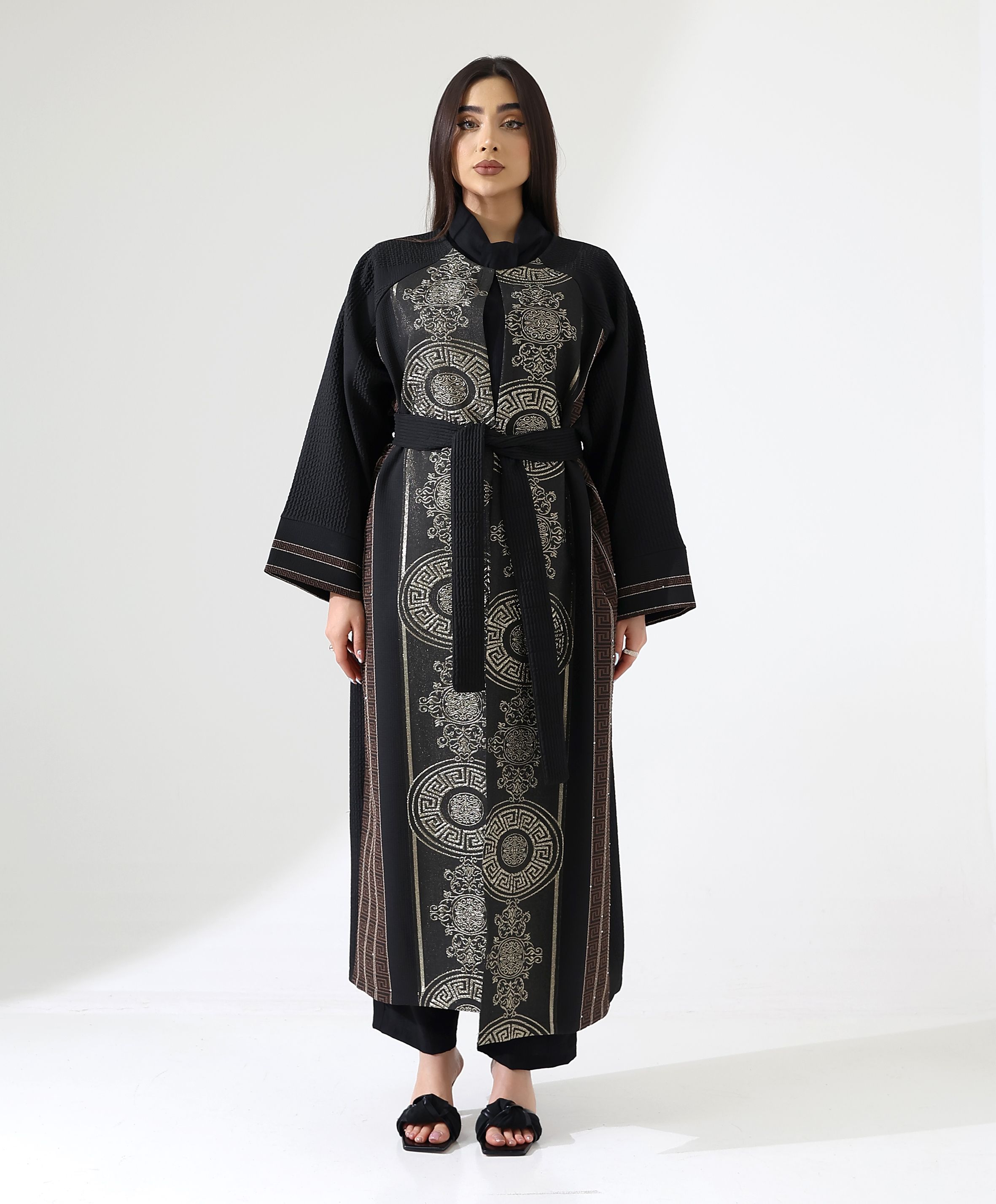 Nakış Desenli Abaya