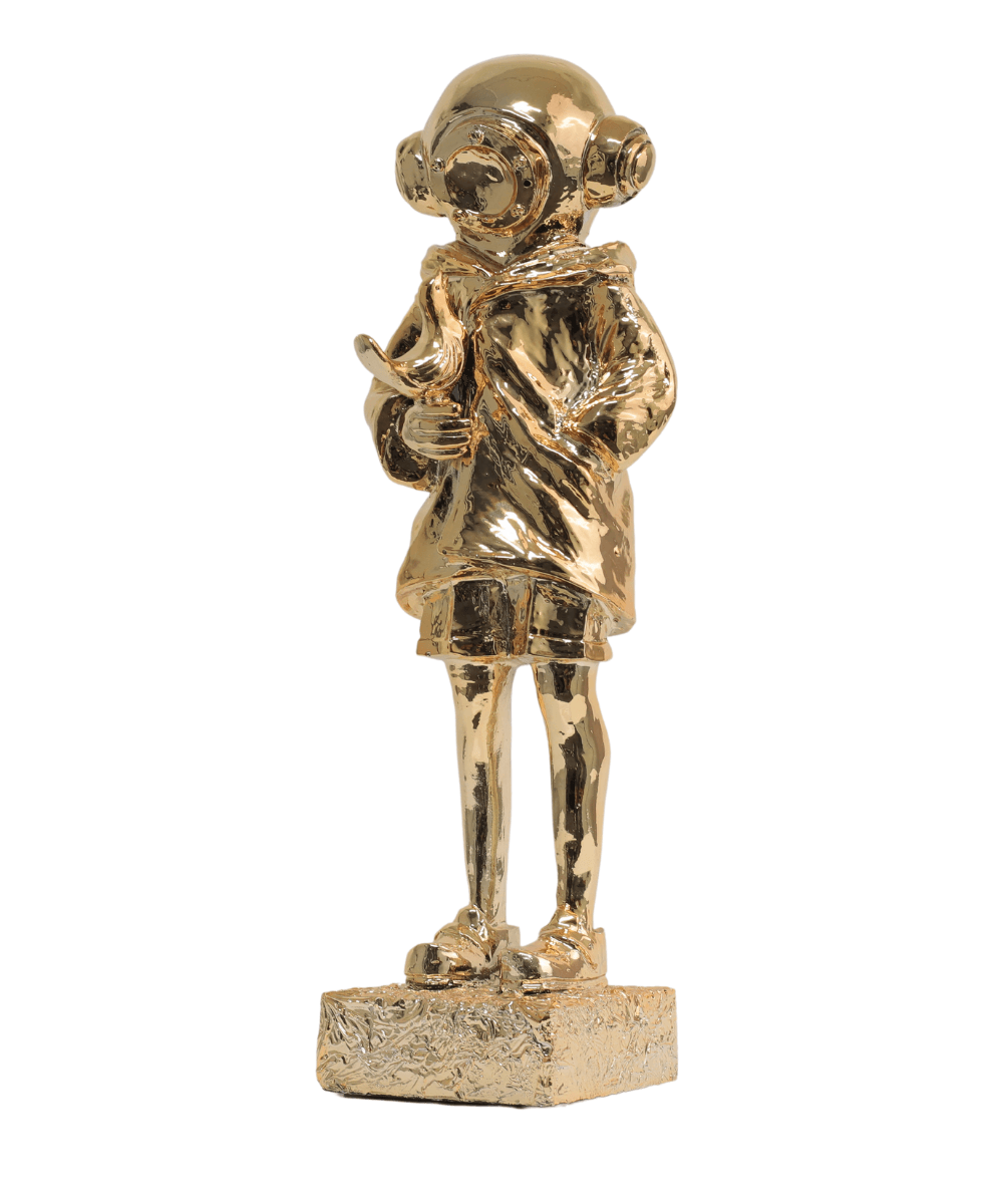 Gold Elinde Kuş Olan Astronot Obje