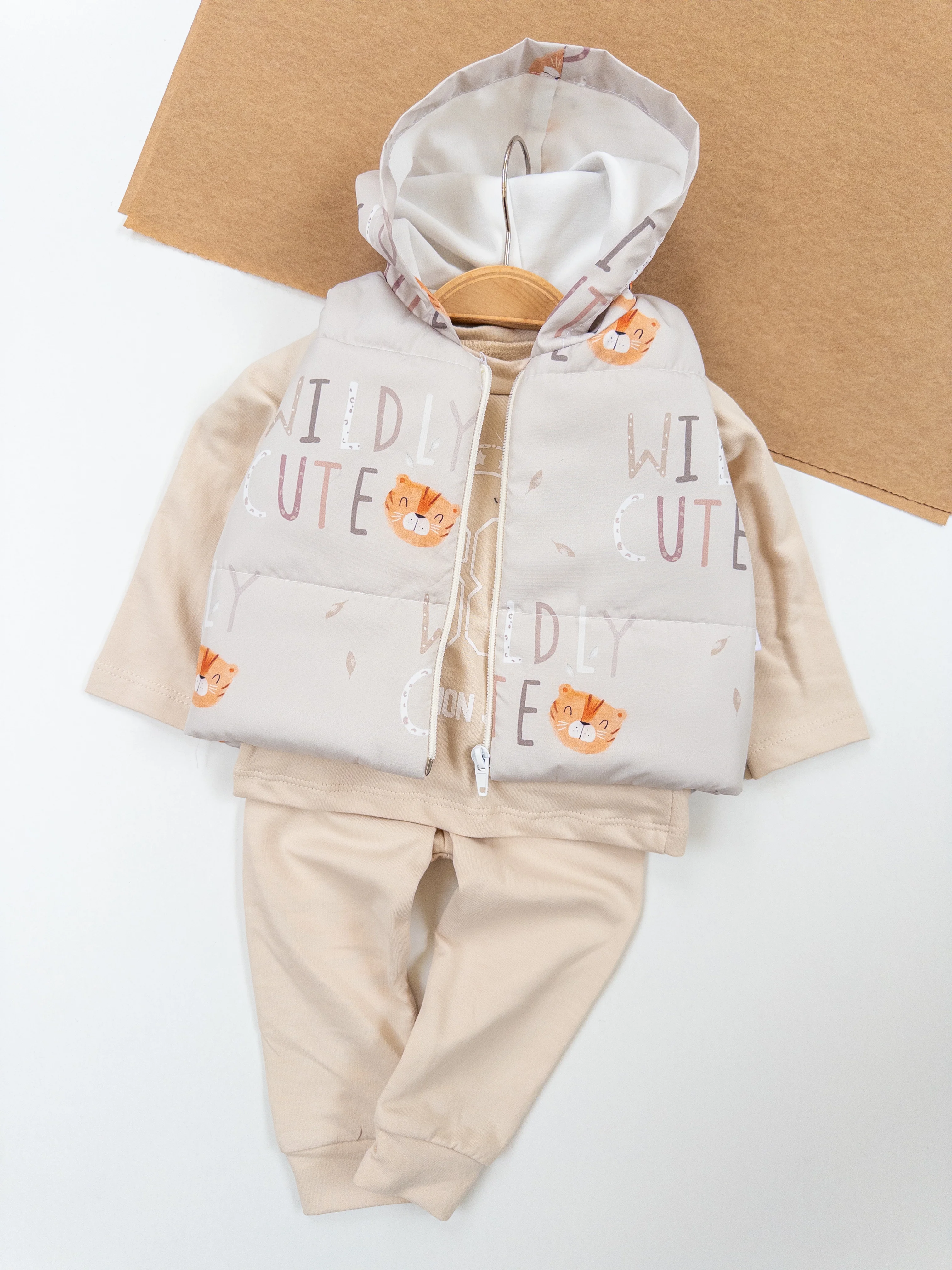 Erkek Bebek Aslanlı Yelekli 3Lü Takım