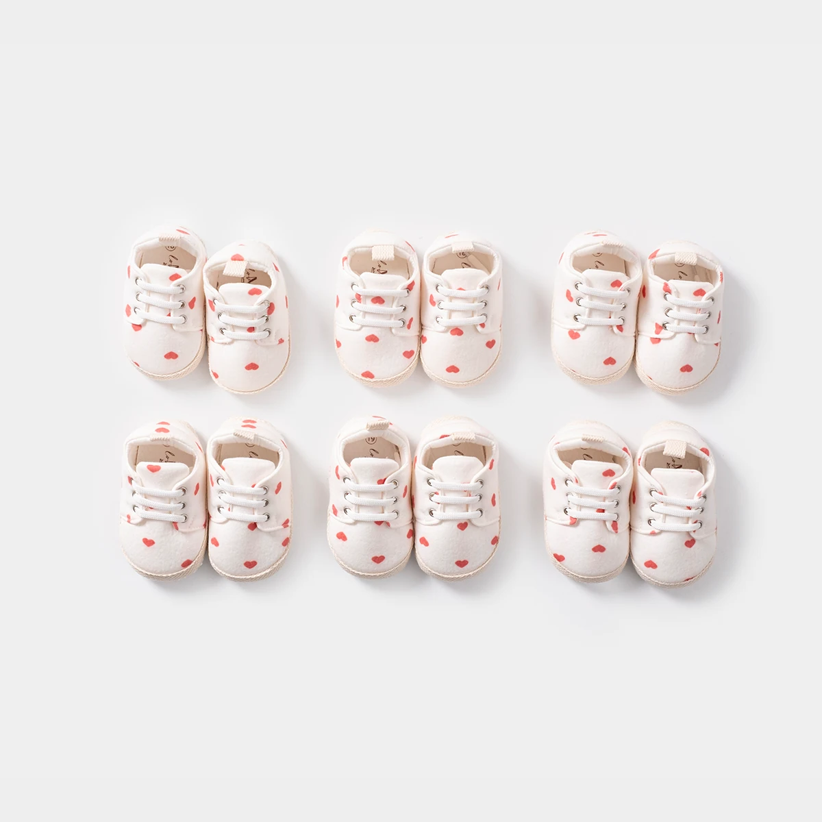 Kız Bebek 18-19 Numara Kalpli Lüks Patik