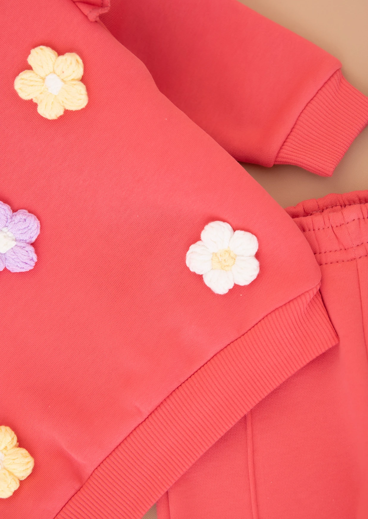 Kız Bebek Papatya İşlemeli Şardonlu İkili Takım