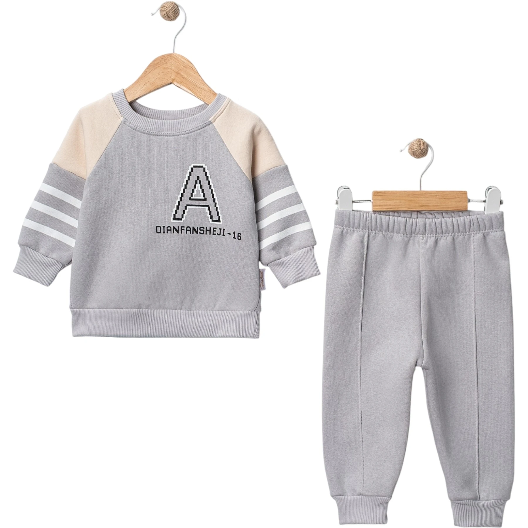 Erkek Bebek Harf Baskılı Şardonlu İkili Takım