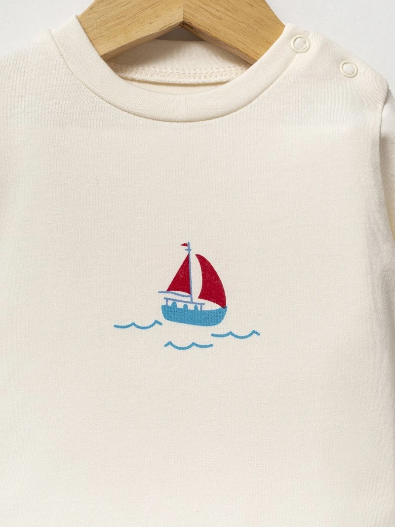 Erkek Bebek Yelken Desenli Hırkalı Üçlü Takım