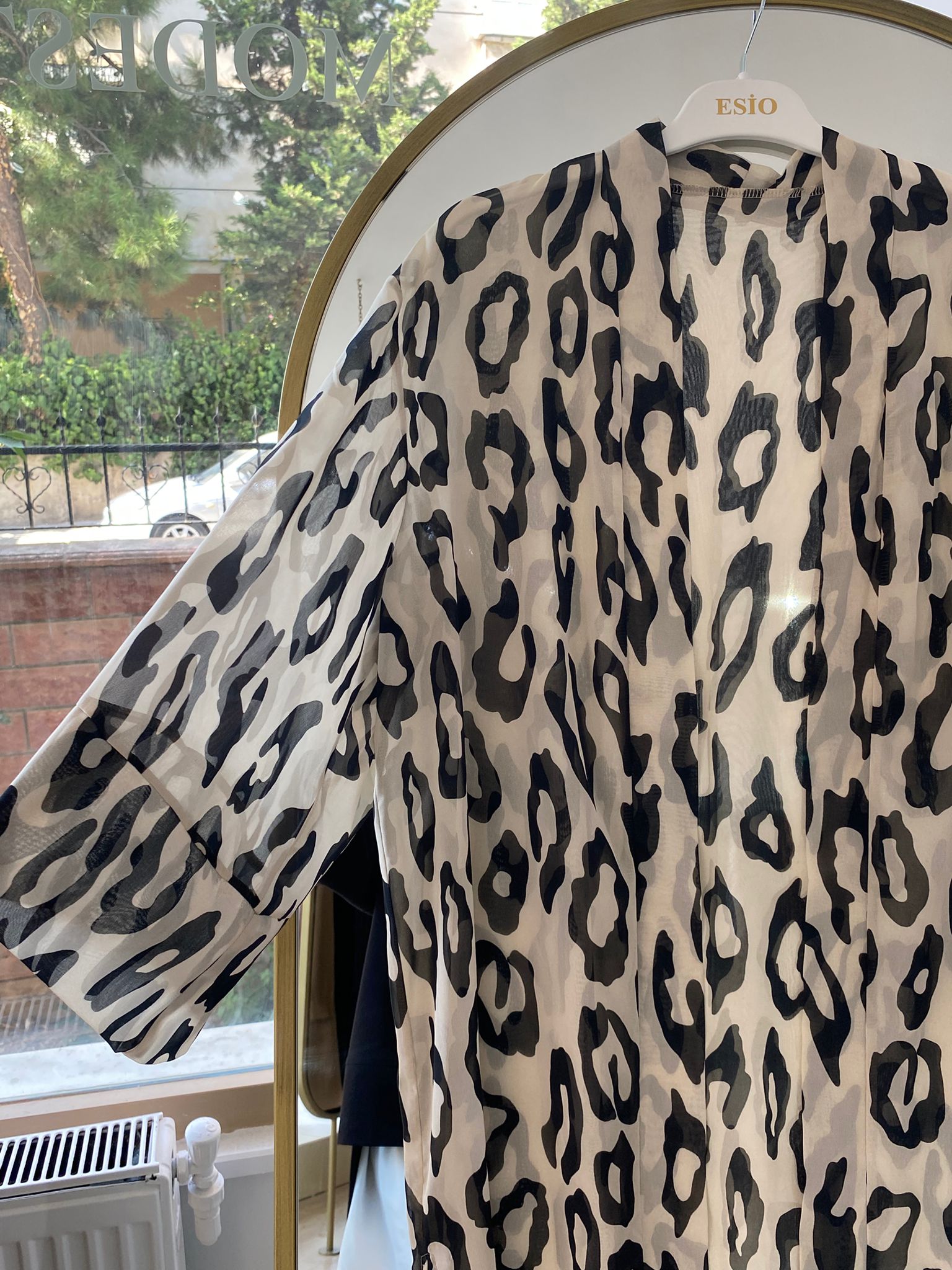 Leopar Pareo (outlet)