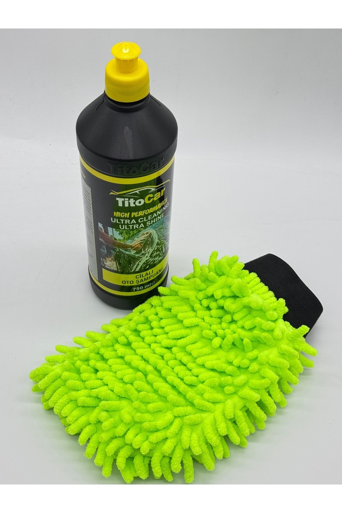 Cilalı Eldiven Seti Kampanyası TitoCar Cilalı Şampuan 750ml + Oto Yıkama Eldiveni 16x24cm