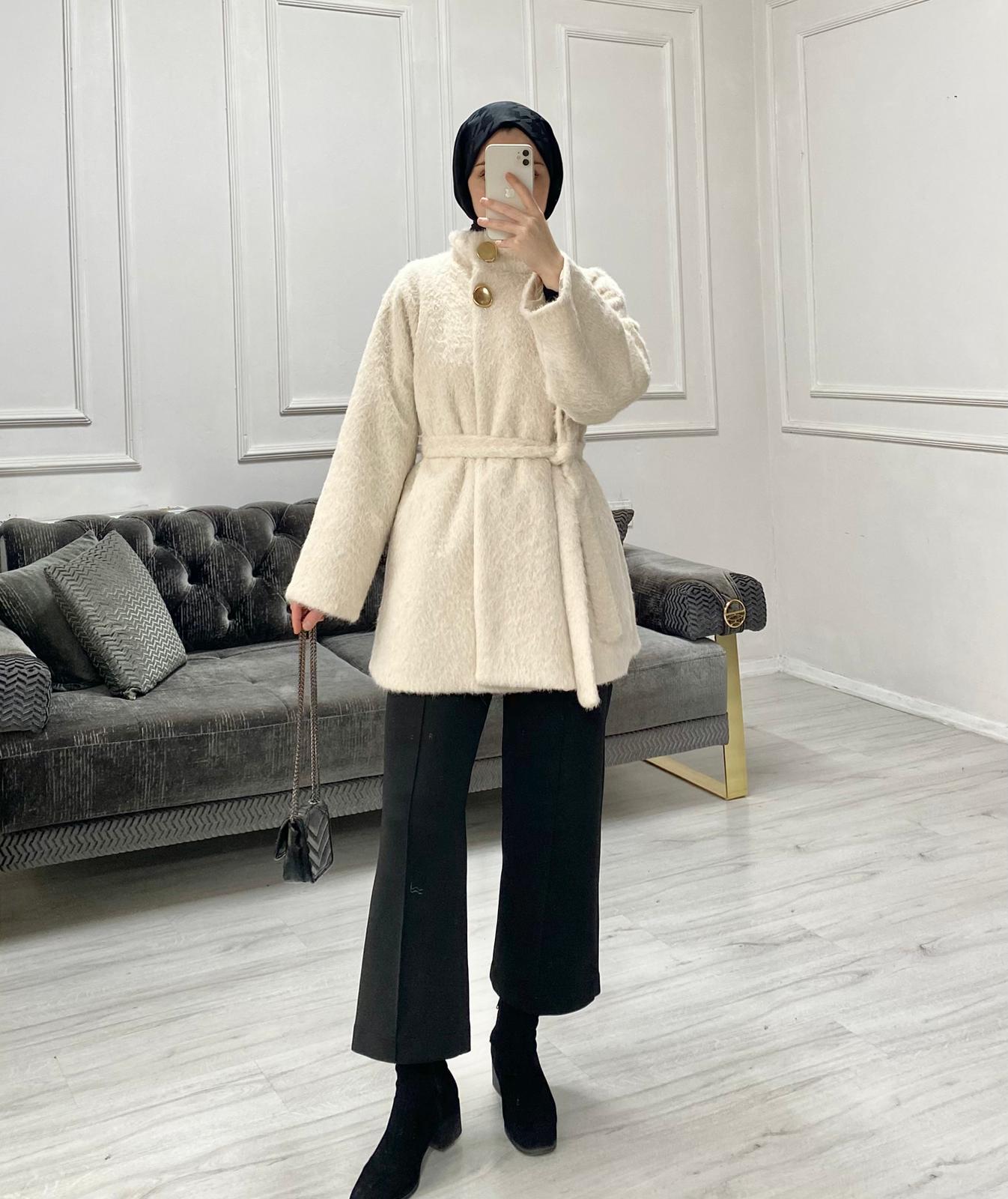 Majeste Kürk Kaban - Taş