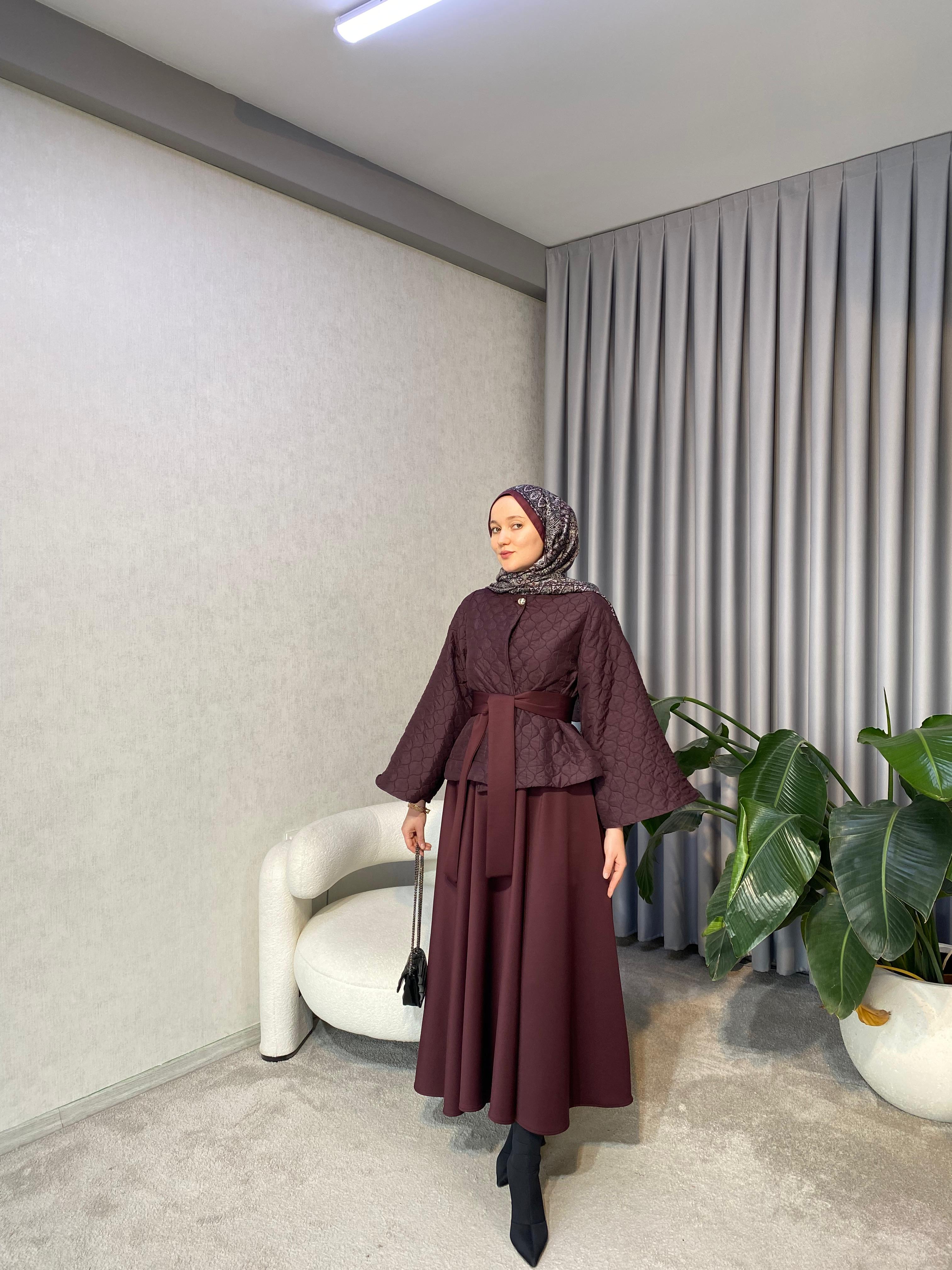 Kapitone Etekli Takım