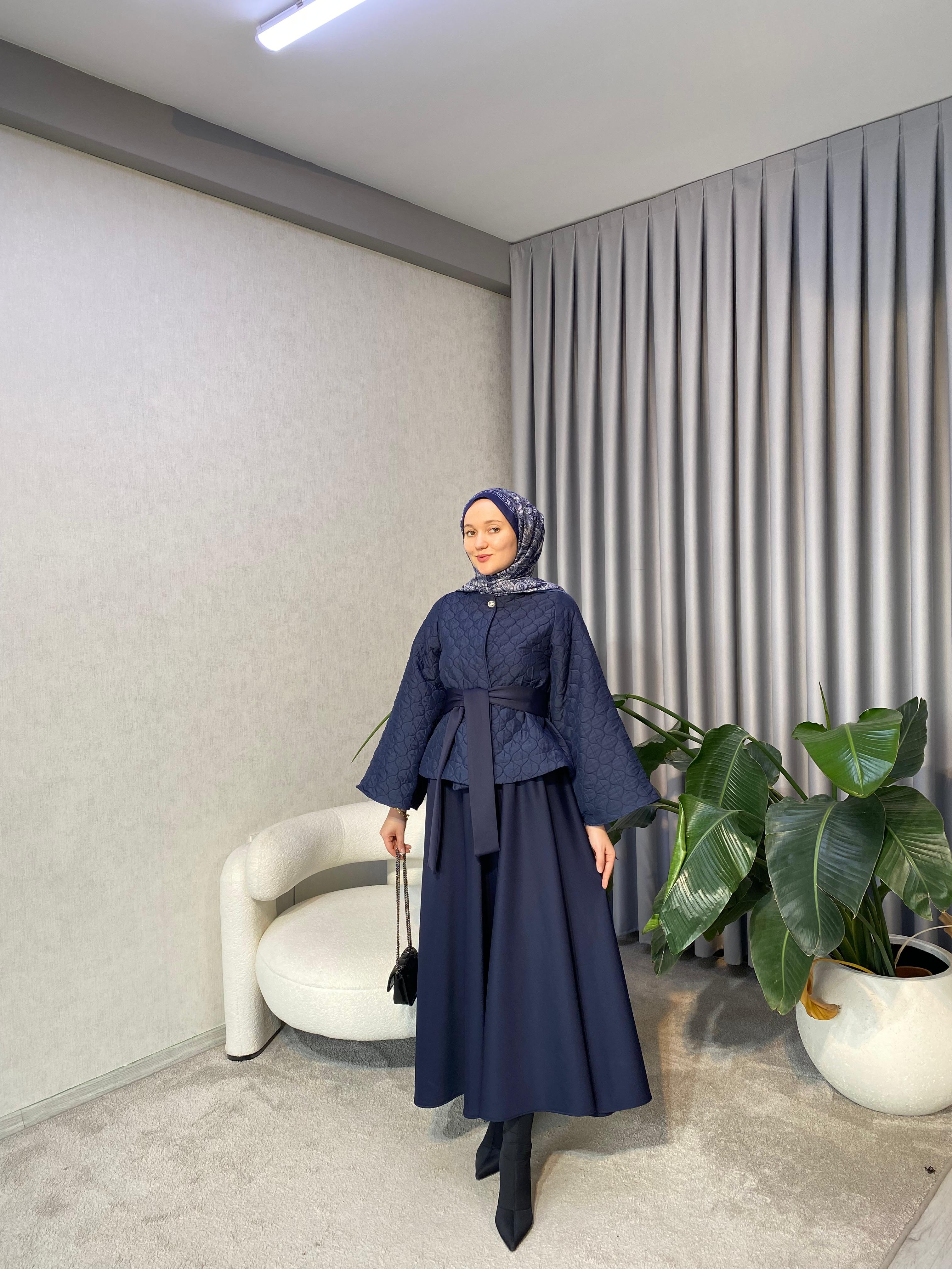 Kapitone Etekli Takım - Lacivert