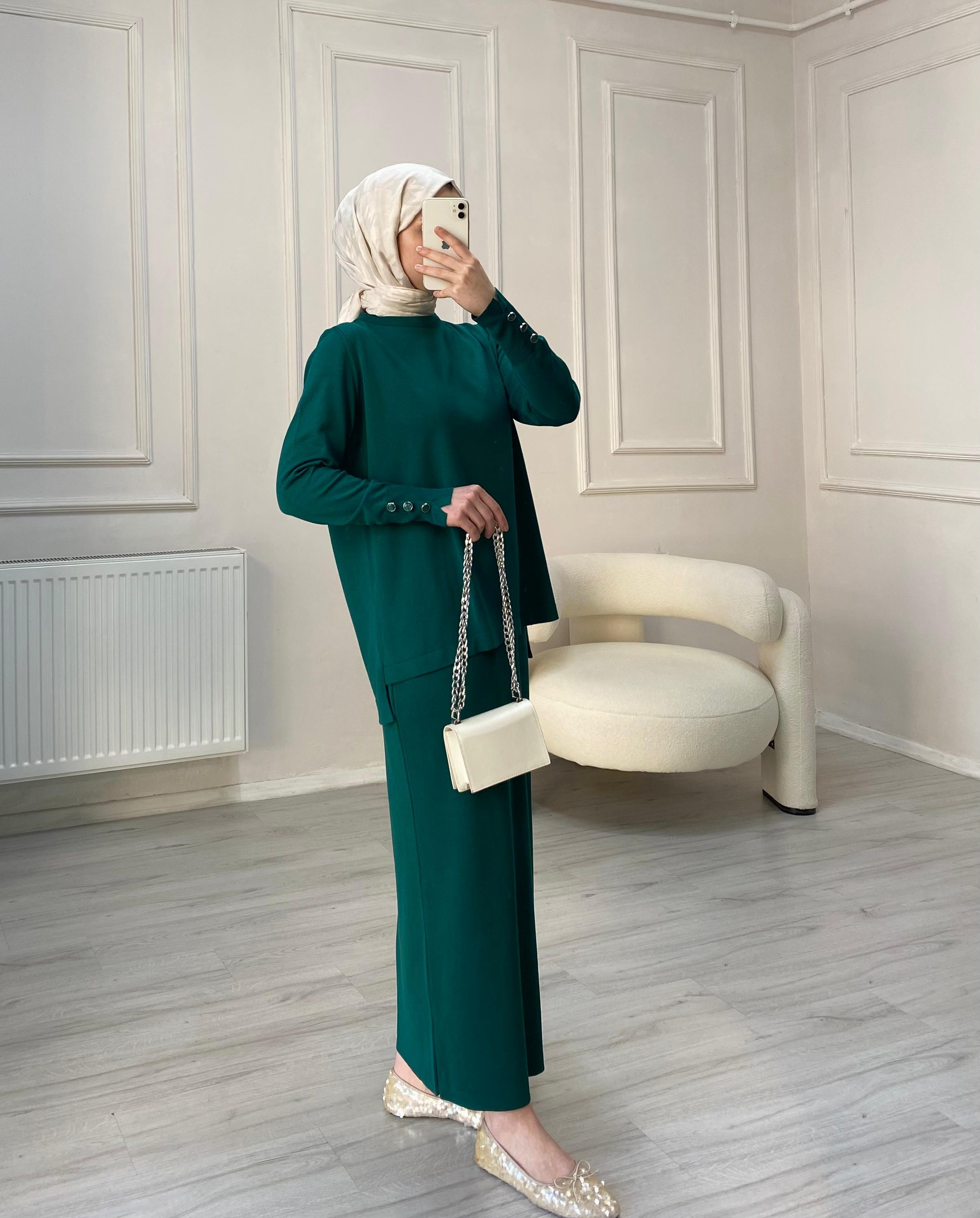 Milena Etekli Takım - Zümrüt