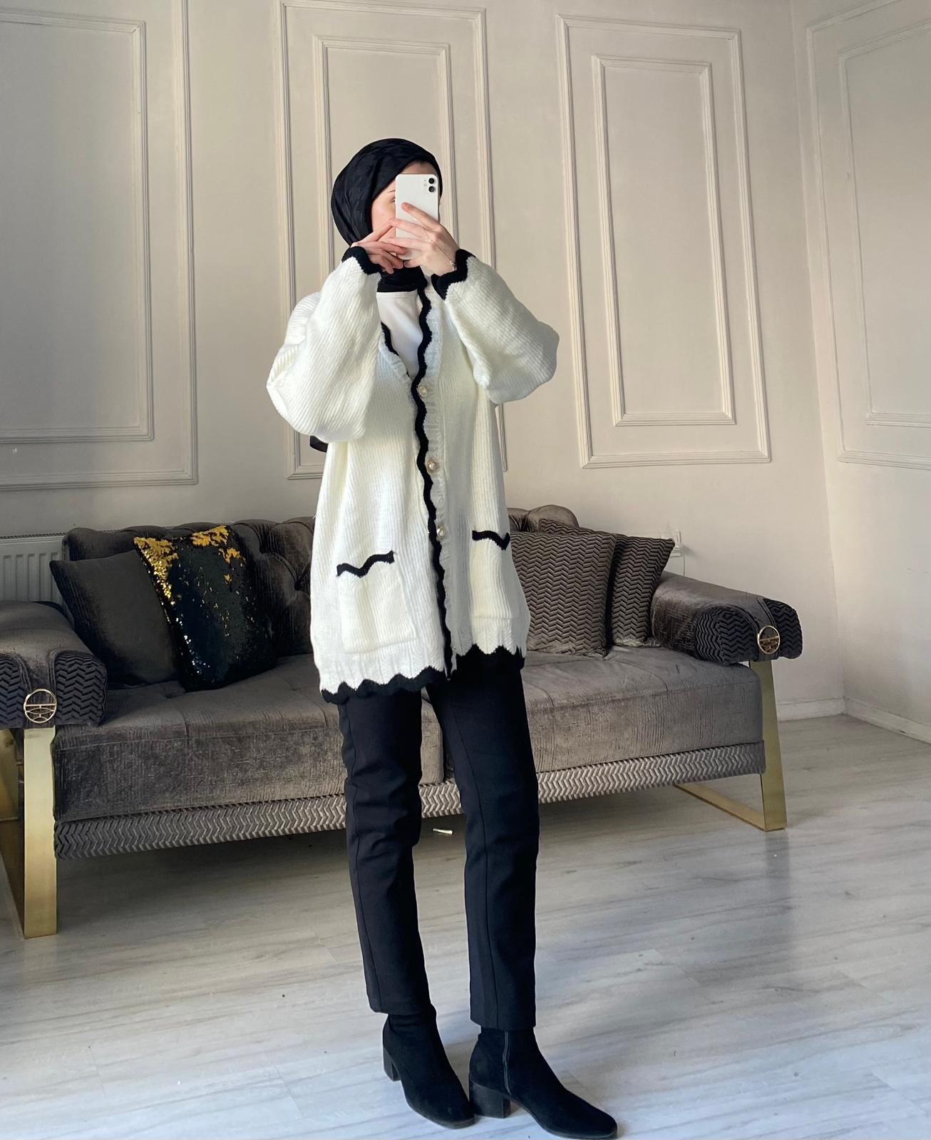 Beliz Triko Hırka - Ekru