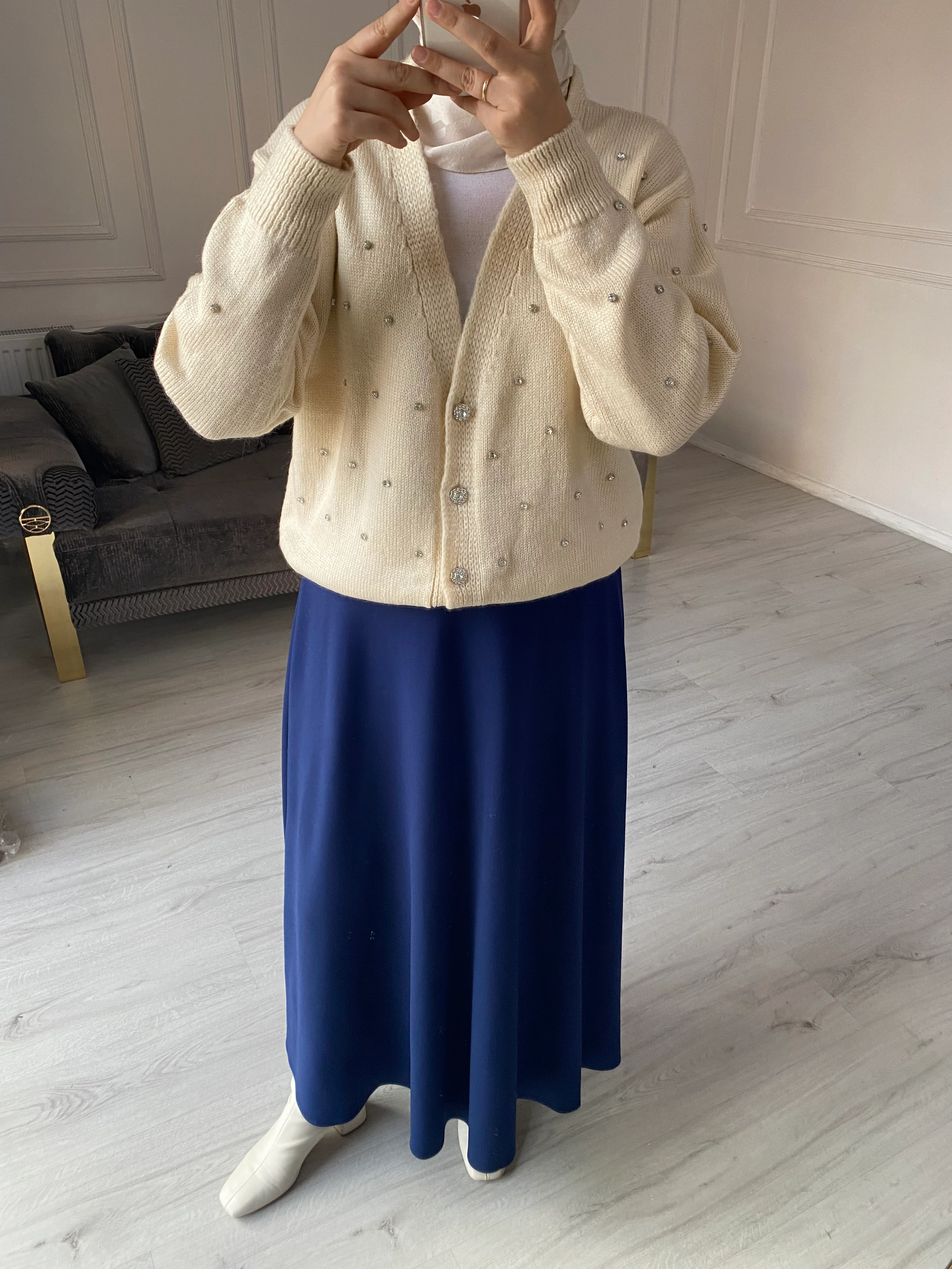 Tiana Taşlı Triko Hırka - Ekru