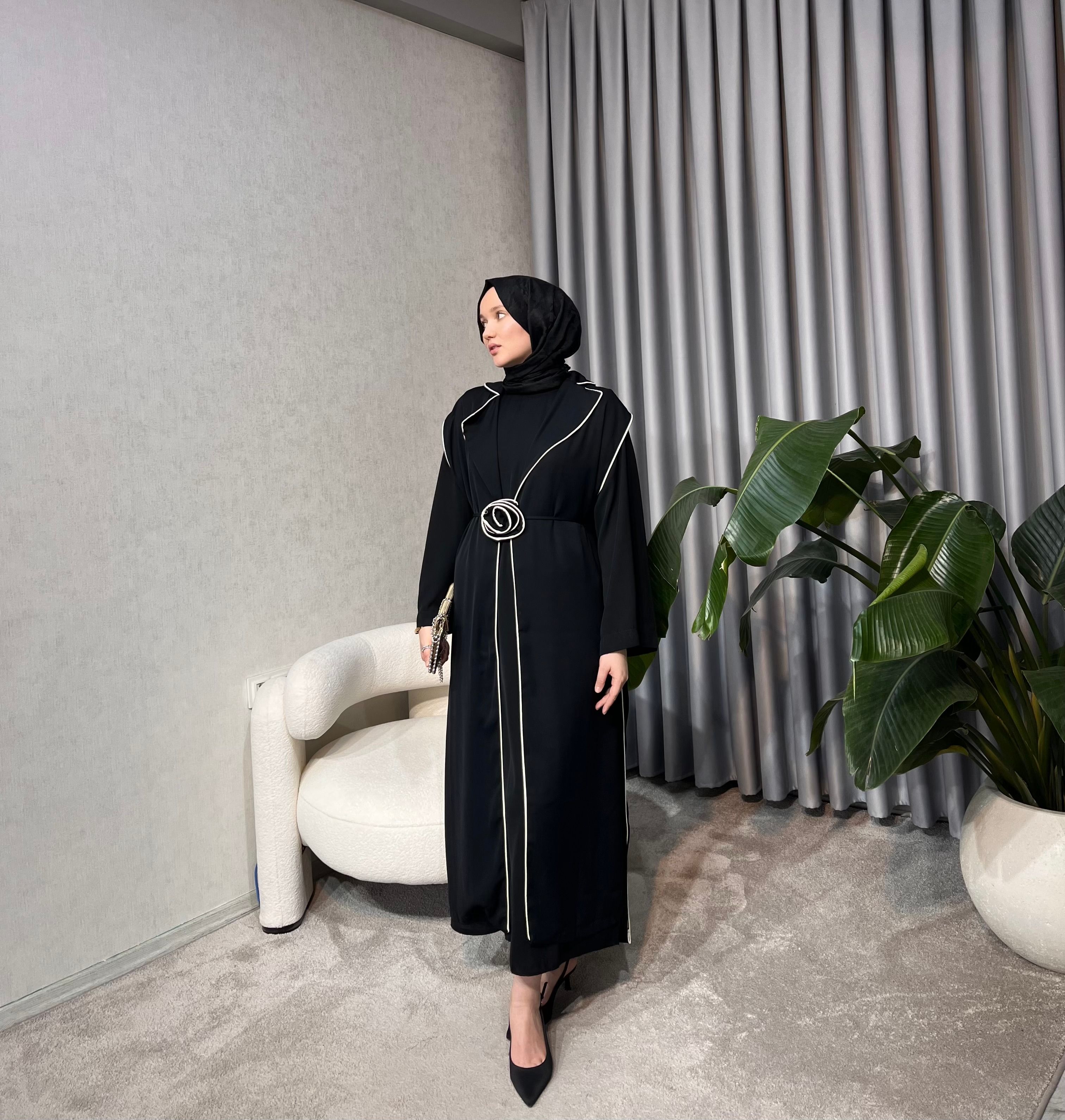 İsabella Abaya