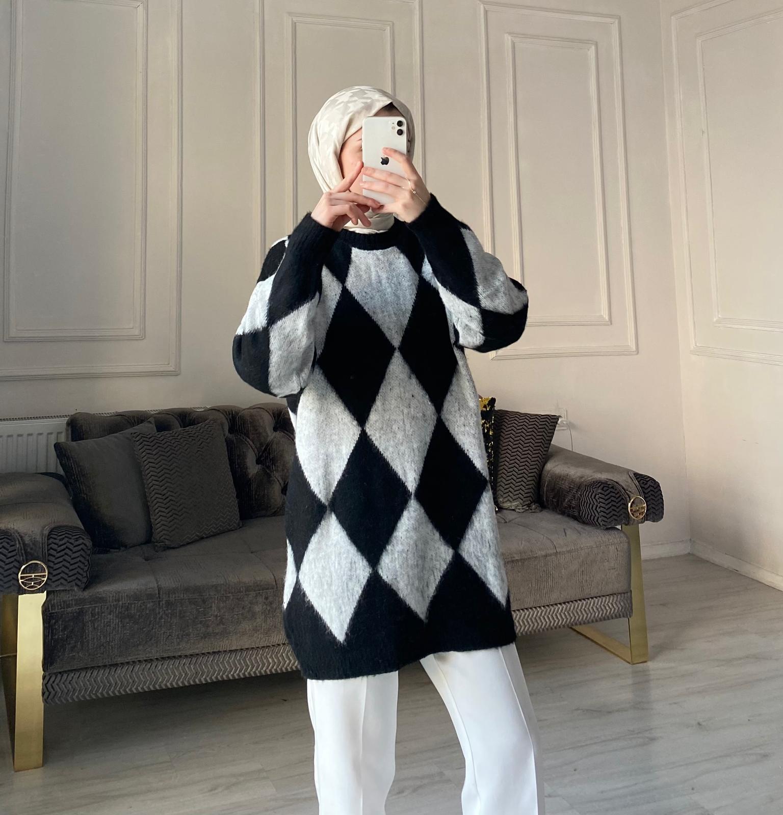 Baklava Desen Premium Kalite Kazak - Siyah