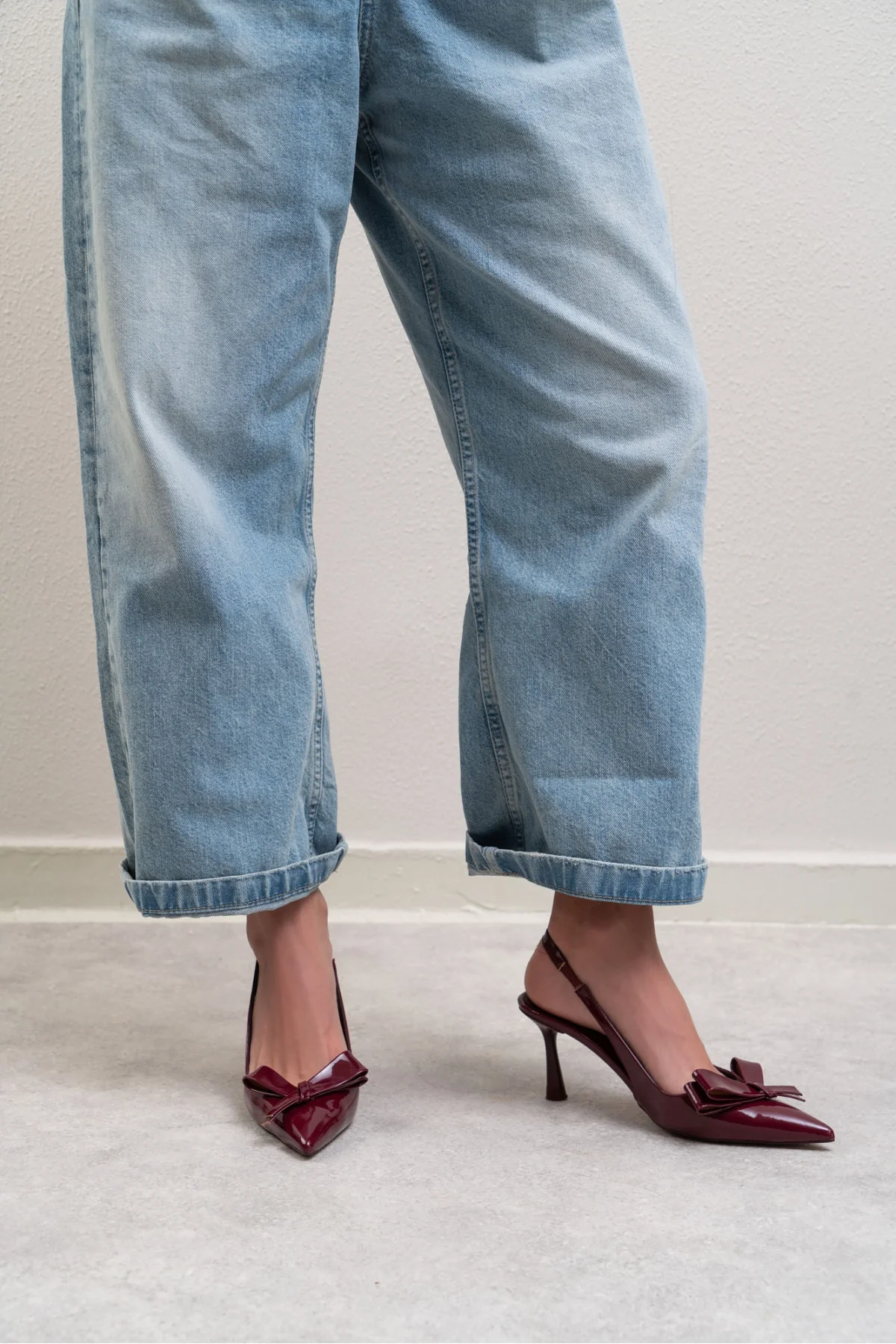 LUCİNDA BORDO RUGAN FİYONK DETAY BİLEK BAĞLI KADIN TOPUKLU AYAKKABI