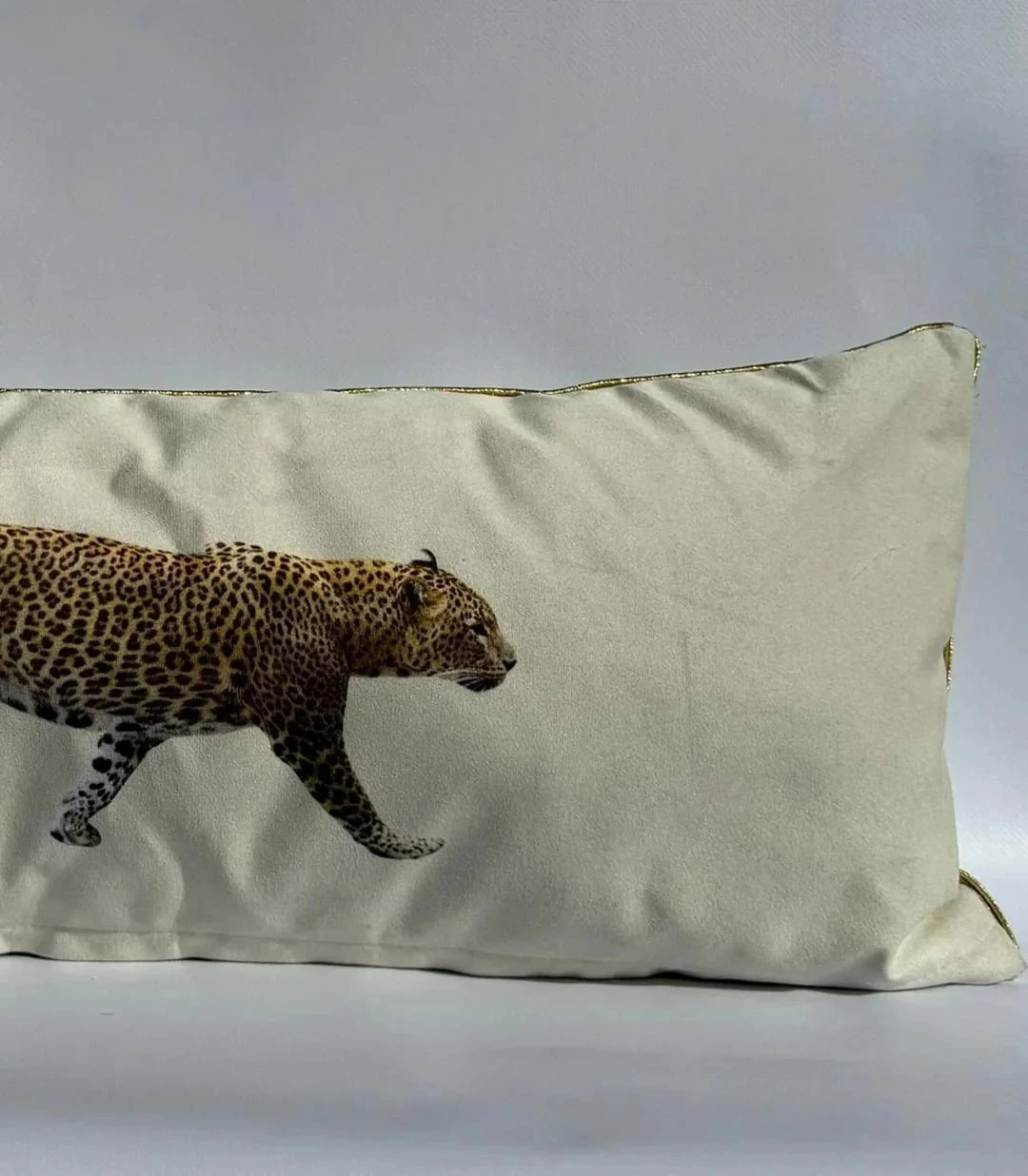 Ekru Leopar Desenli Lumbar Yastık