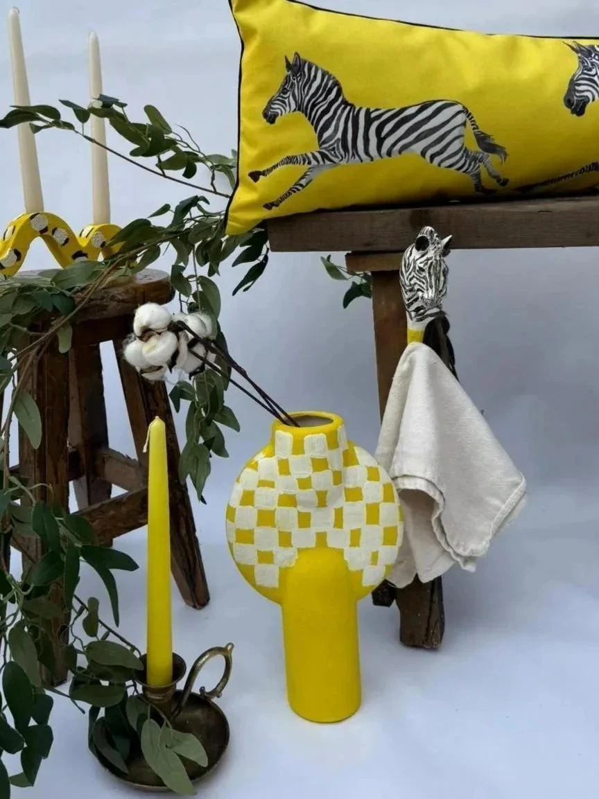 Sarı Çakıl Özel Tasarım VAZO