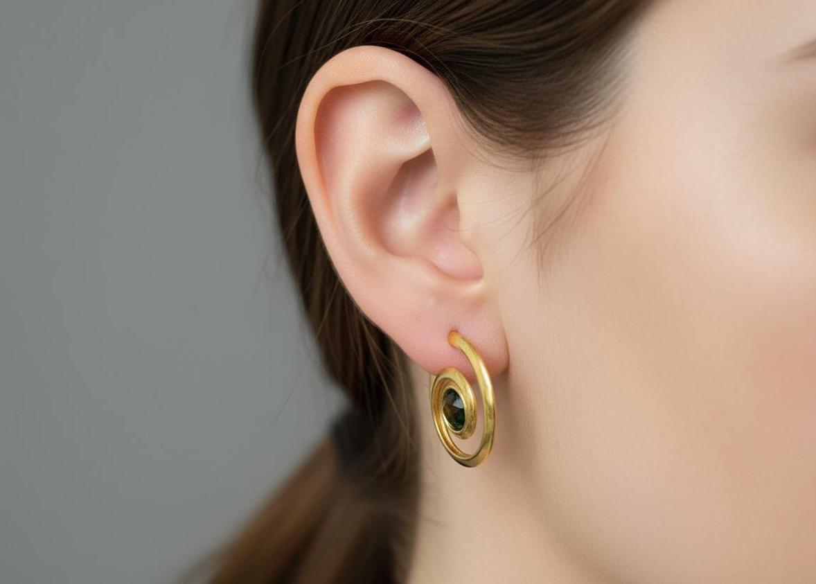 Peridot Spiral Küpe