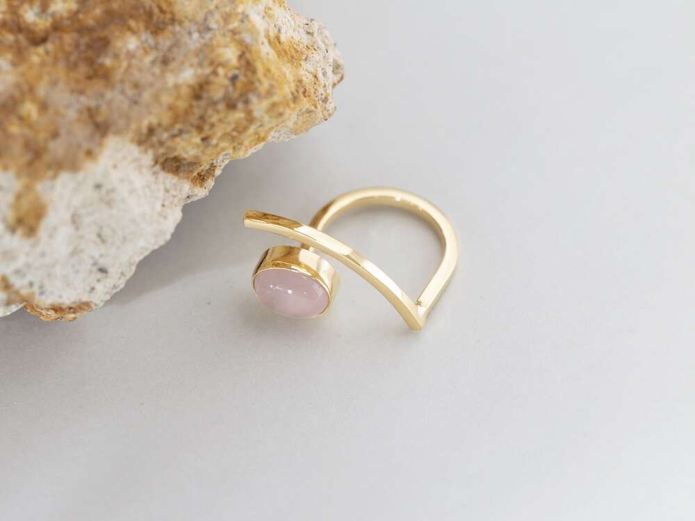 Rose Quartz Arc Ring