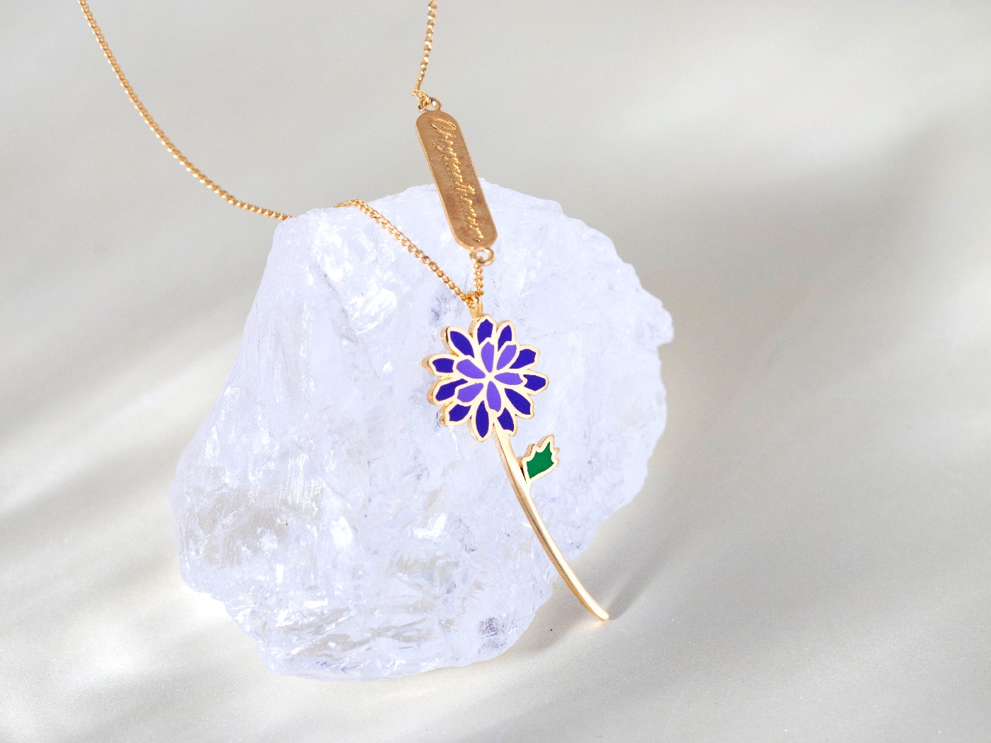 Chrysanthemum Necklace