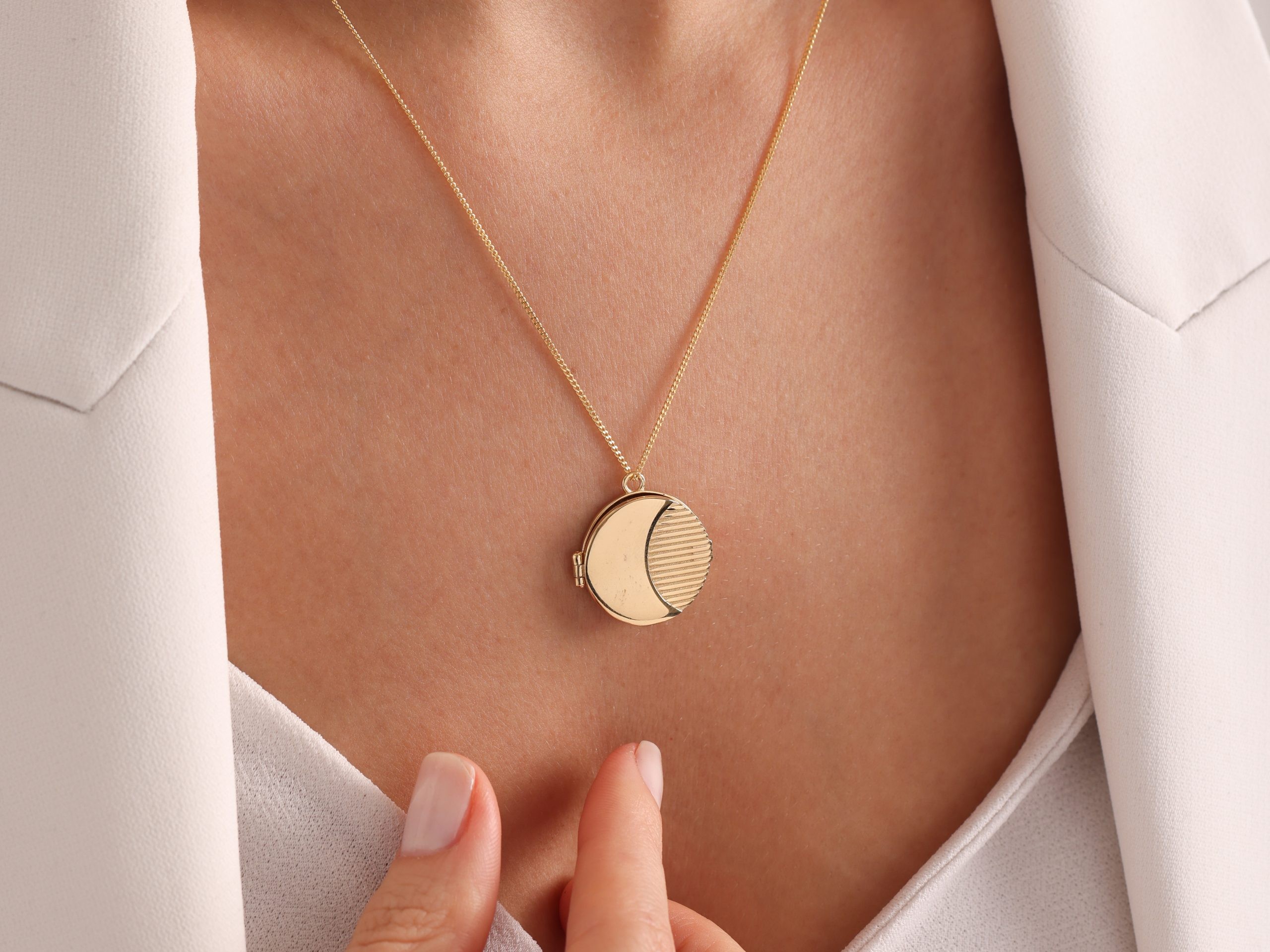 Moon Cap Necklace