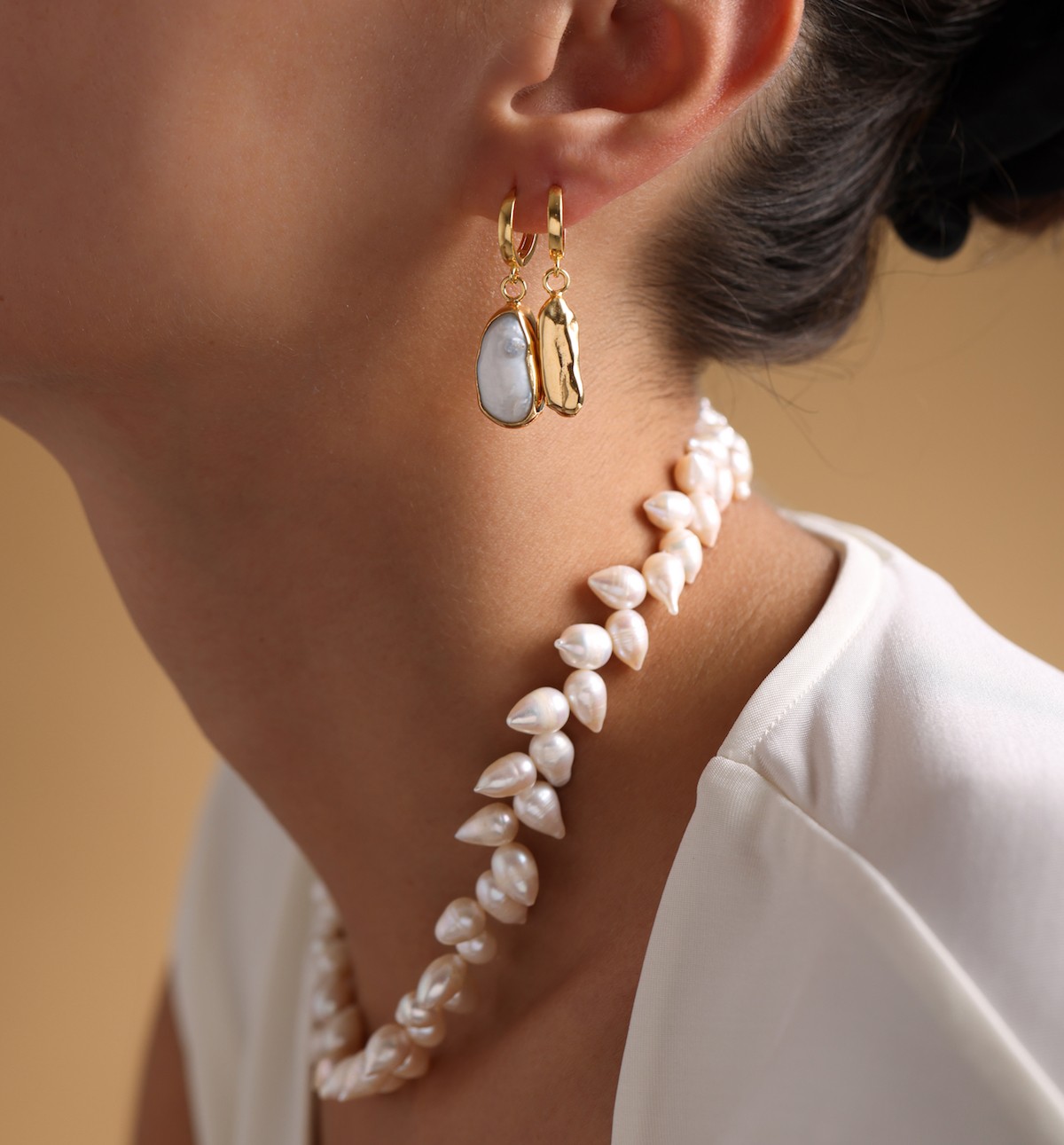 Trace Steep Pearl Hoops