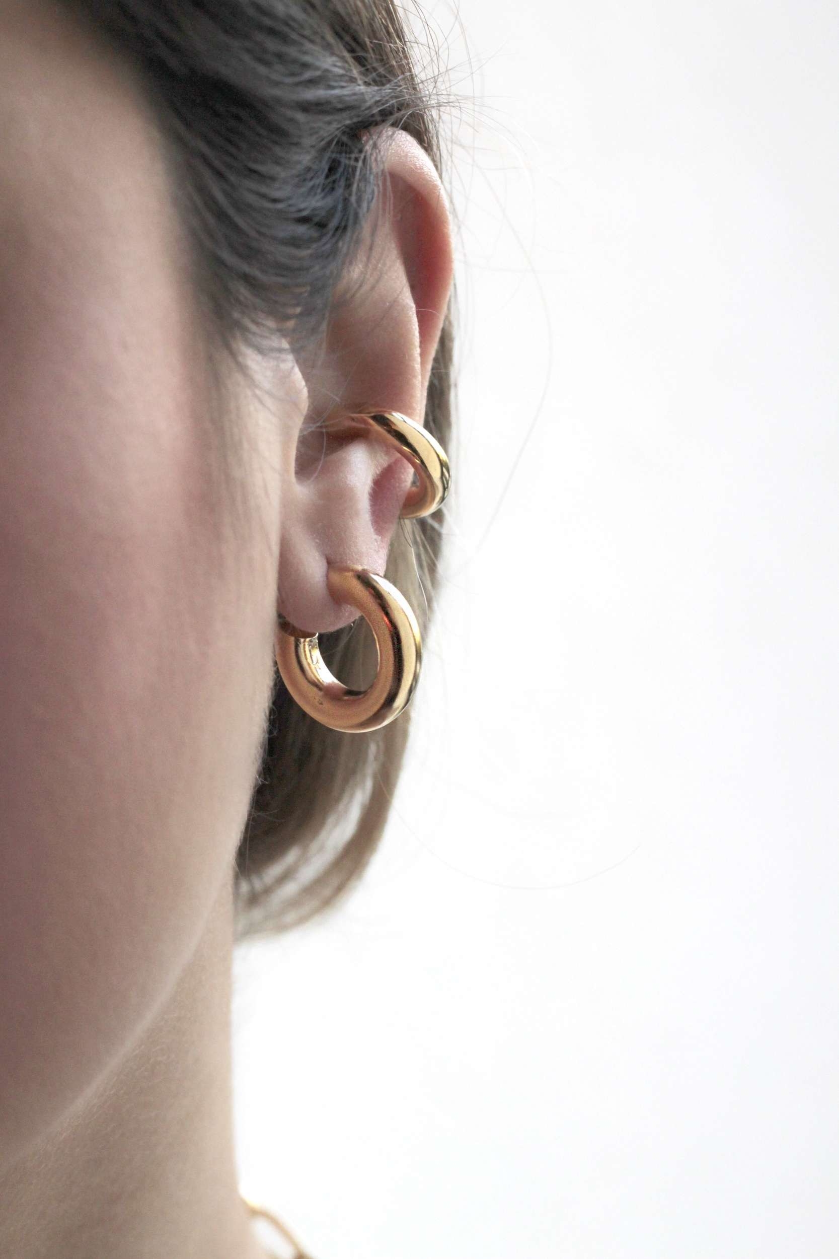 Bold Halka Earcuff