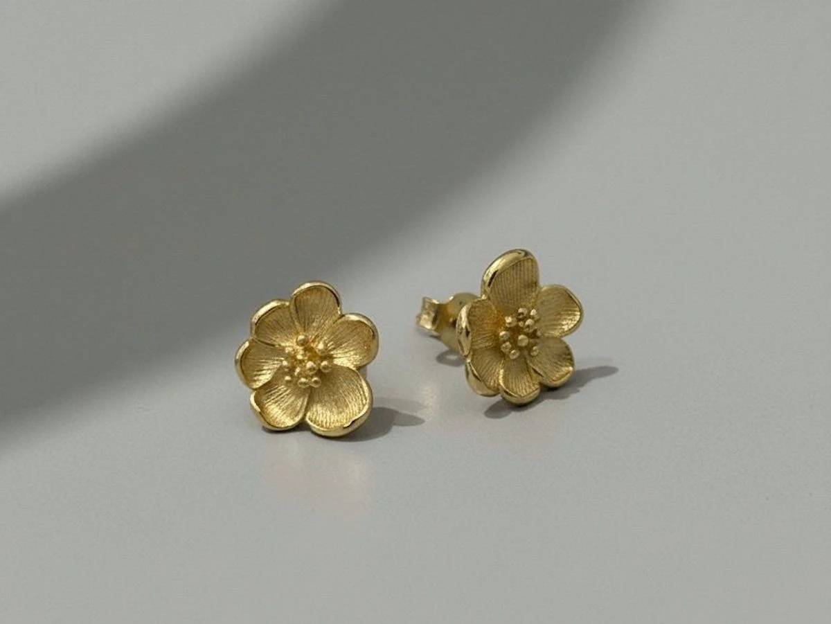 Flora Minimal Küpeler - Daisy