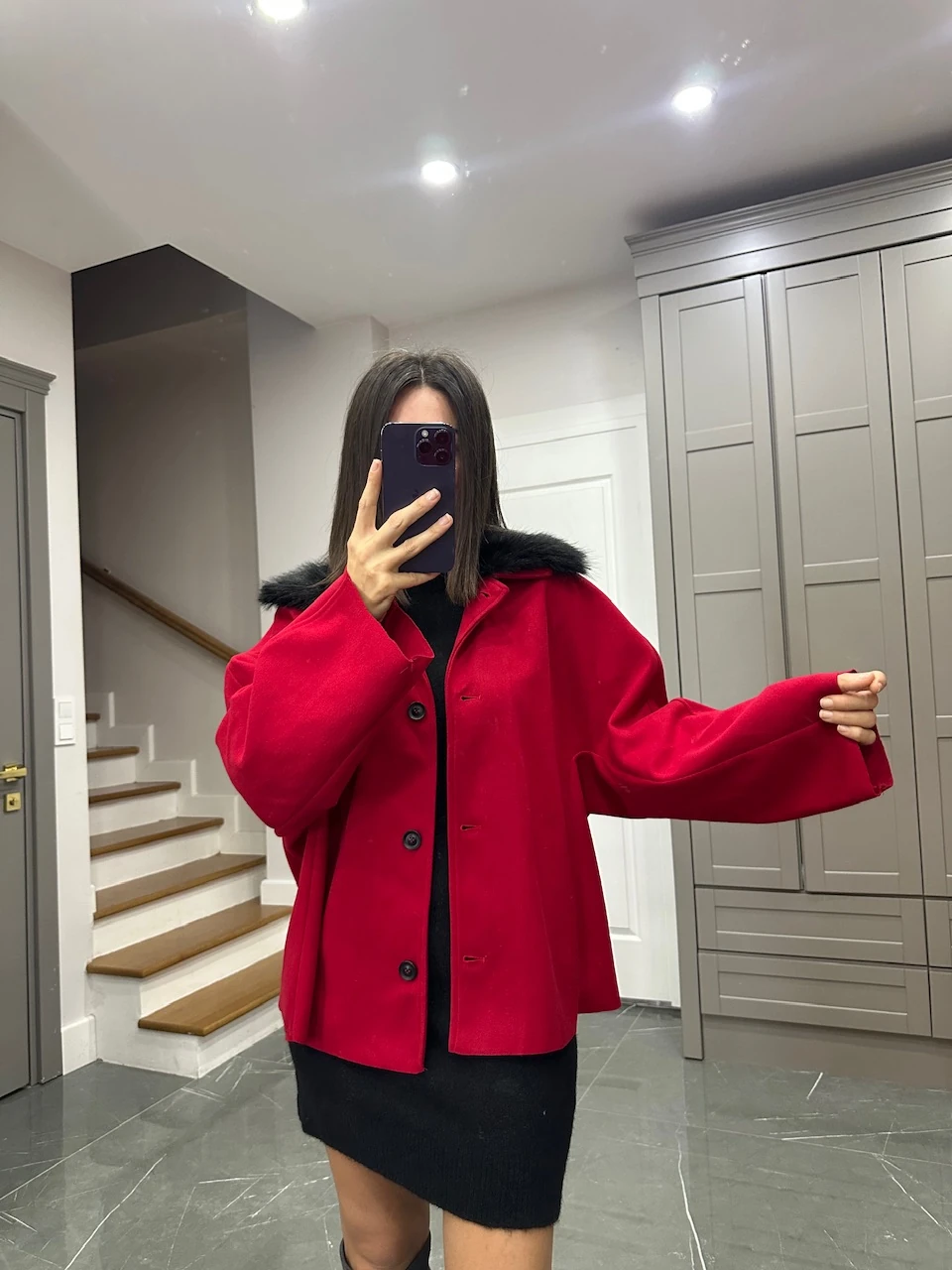 Zr Model Yakası Kürklü Ceket 