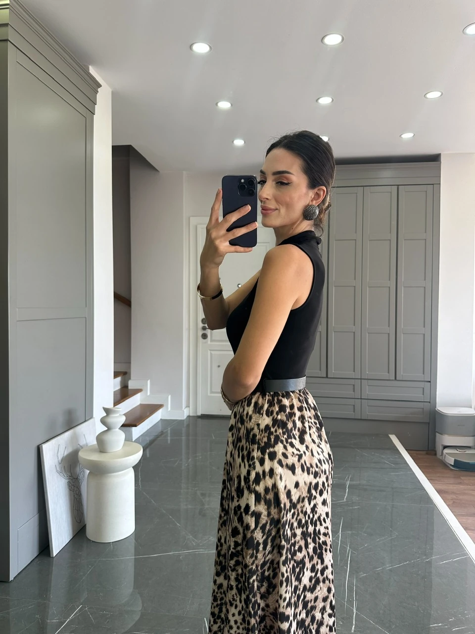 Eteği Leopar Kemerli Elbise