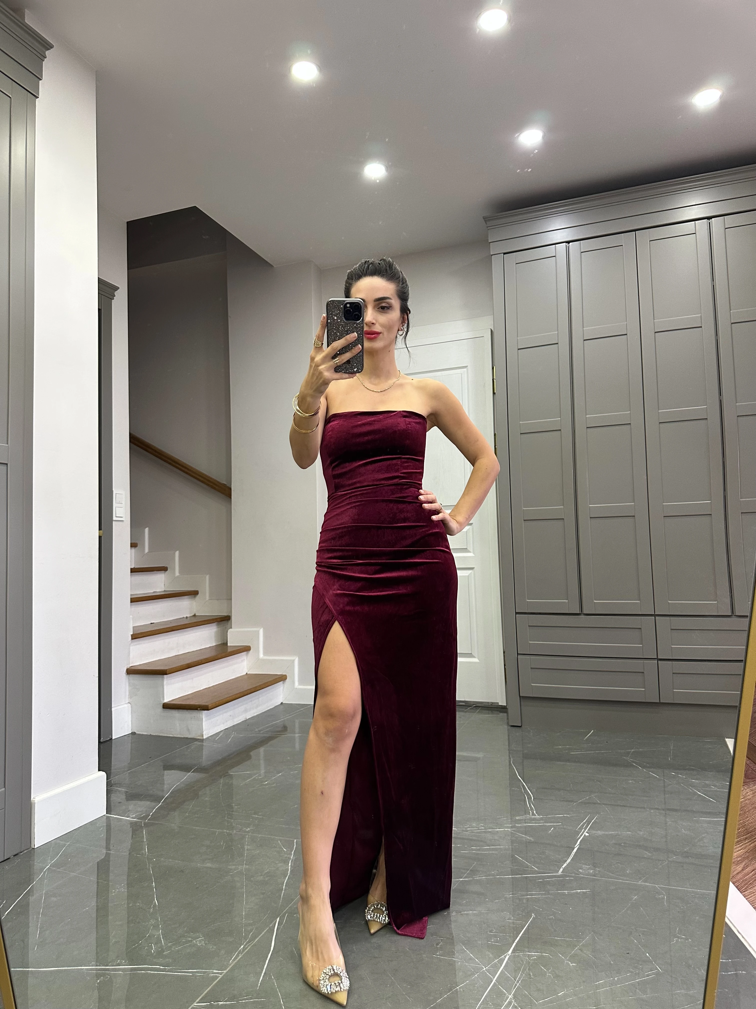 Şal Detaylı Kadife Yırtmaçlı Elbise