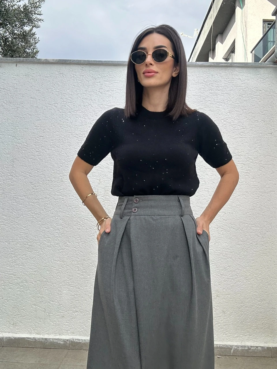 Mini Pullu Yumoş Kısa Kol Triko - Siyah