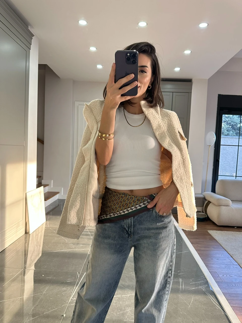 Fular Aksesuarlı Jean