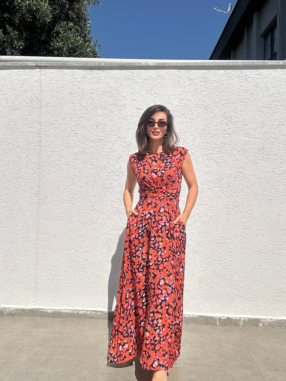 Belden Kuşaklı Çiçek Desen Elbise