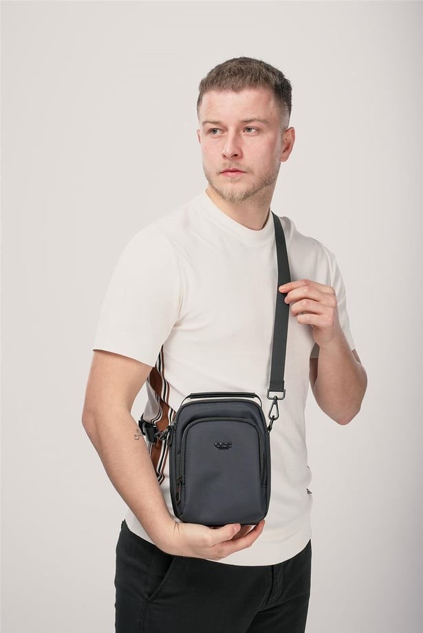 ÇÇS 31582 Askılı Çanta