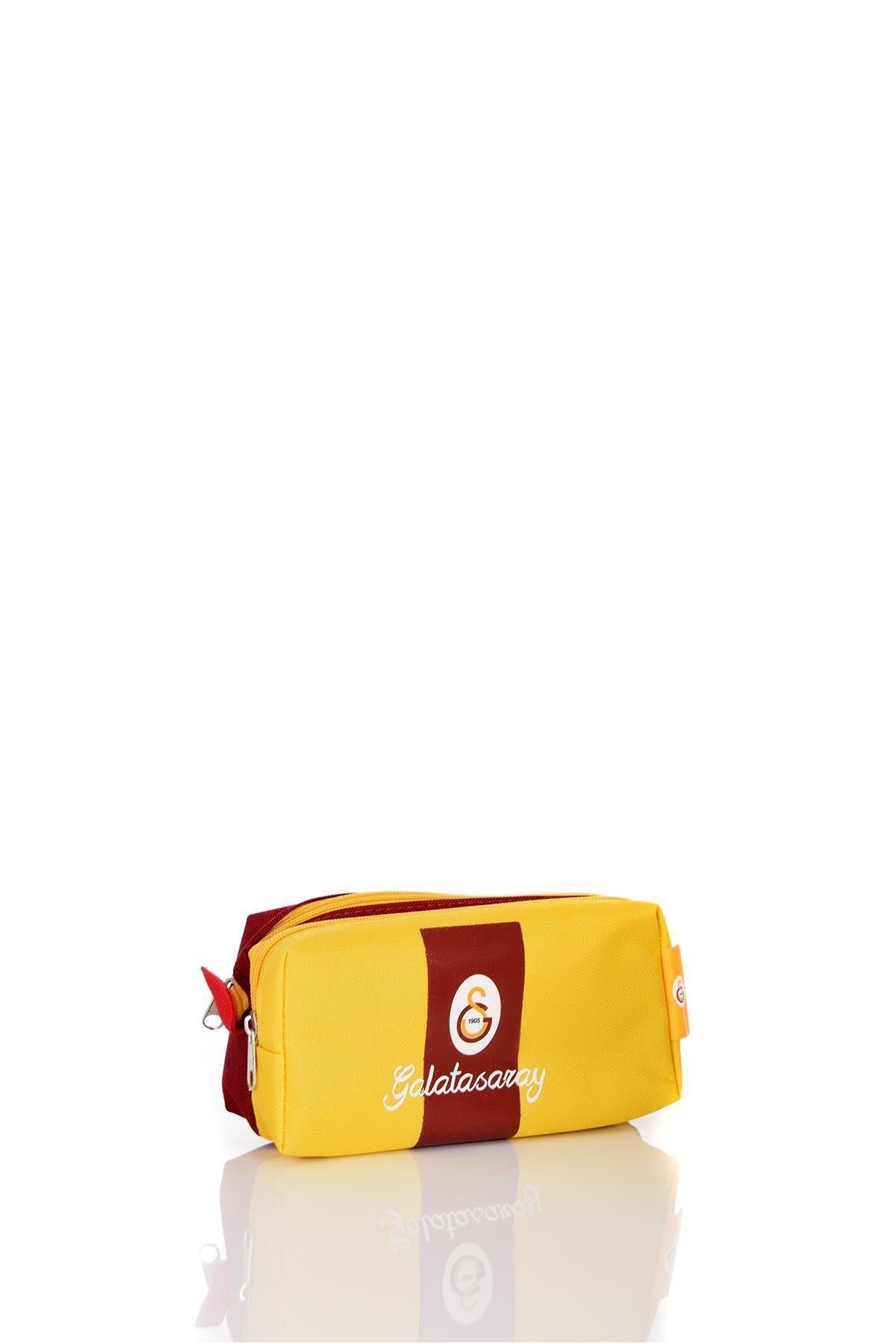 Galatasaray 96219 Beslenme Çantası, Çelik Matara, Kalemlik Seti