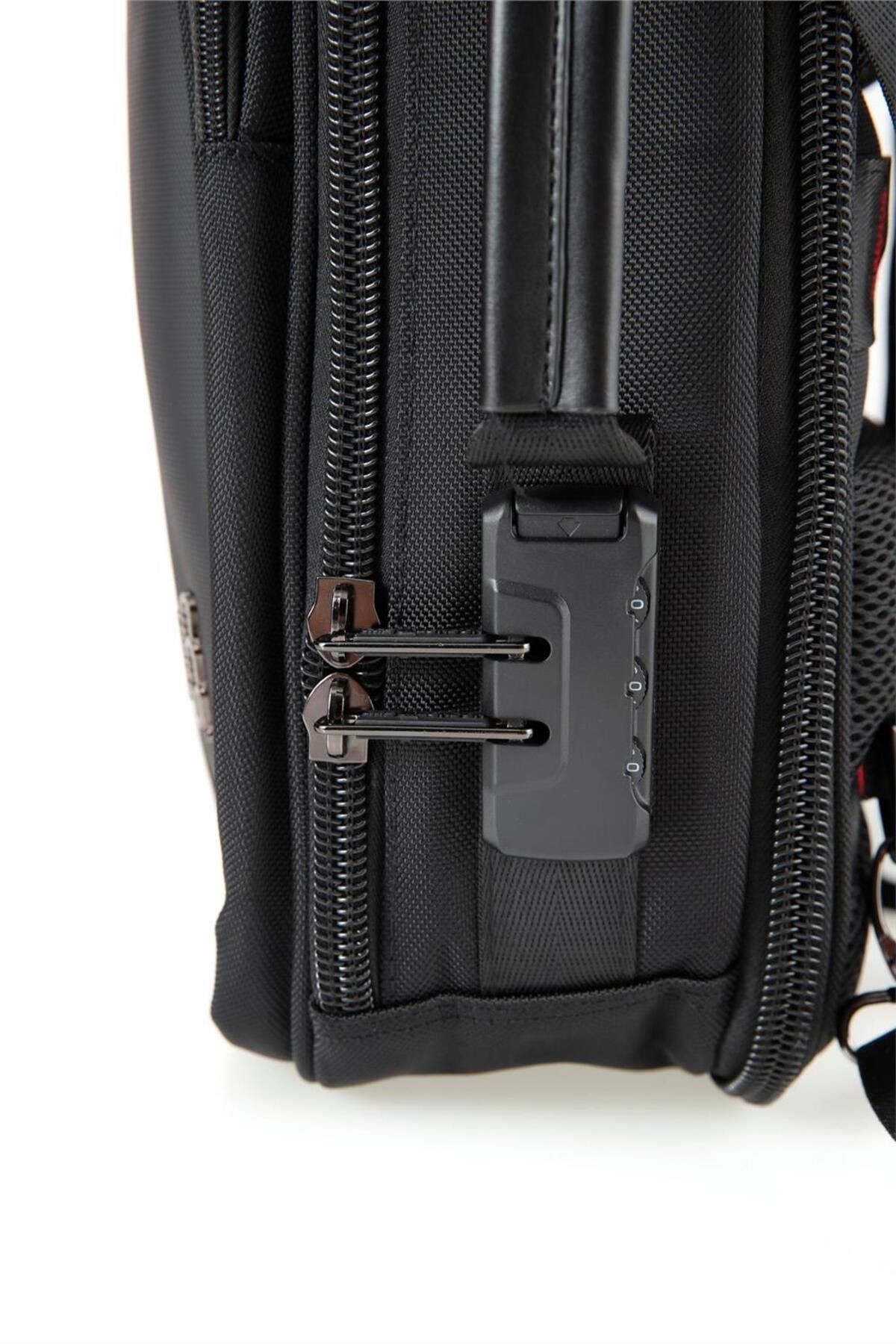 51268 Usb Giriş 15.6 Inc Laptop Sırt Çantası