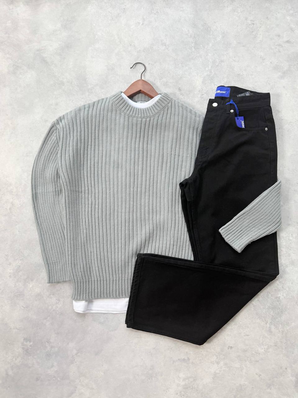 Premium Bisiklet Yaka Şeritli Kazak & Regular Kot Pantolon - Antrasit