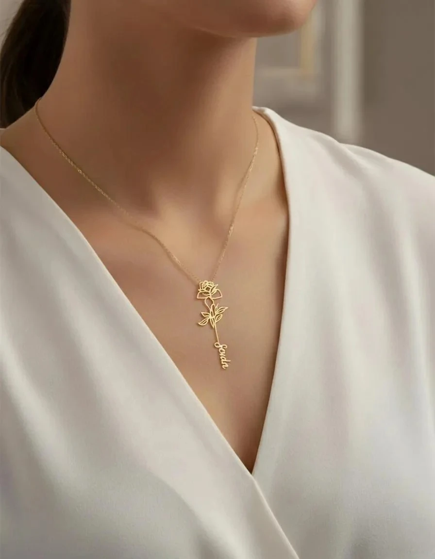 Güllü İsim Kolye image